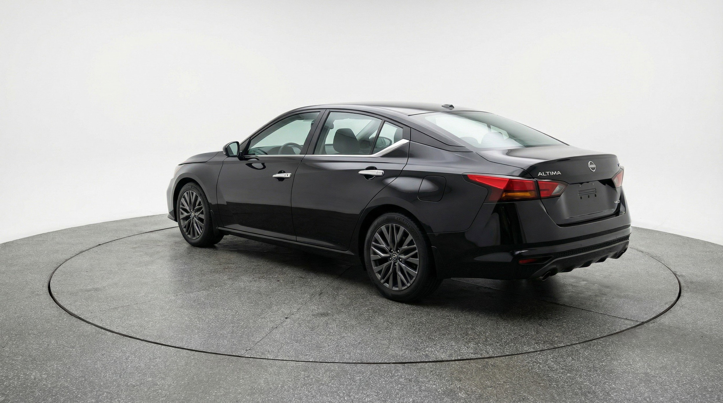 Thumbnail: 2025 Nissan Altima - 6