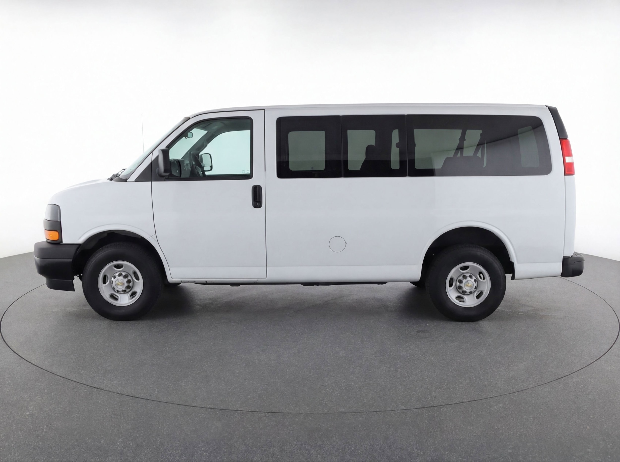 Thumbnail: 2025 Chevrolet Express - 5