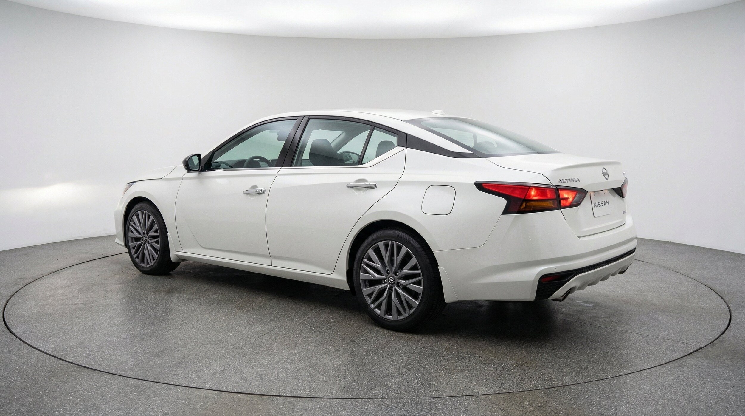 Thumbnail: 2025 Nissan Altima - 6