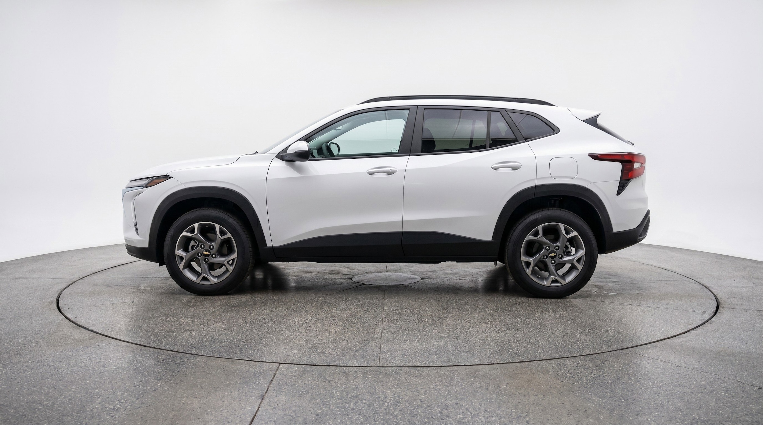 Thumbnail: 2025 Chevrolet Trax - 5