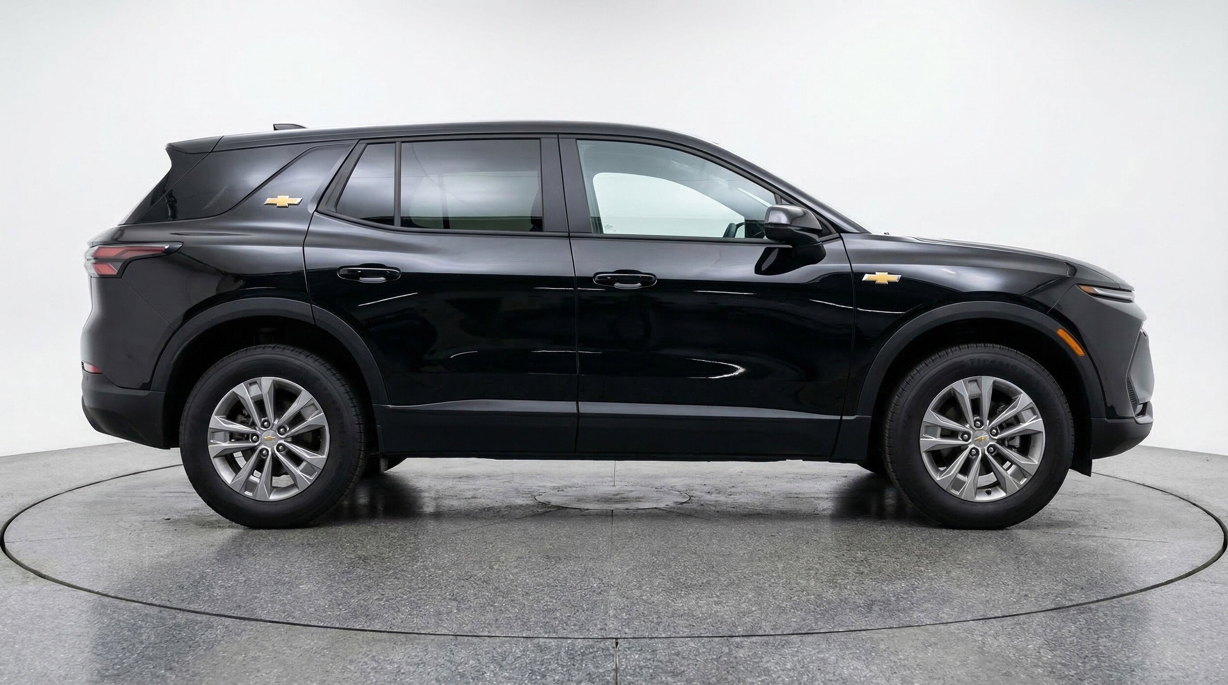 Thumbnail: 2025 Chevrolet Equinox - 11