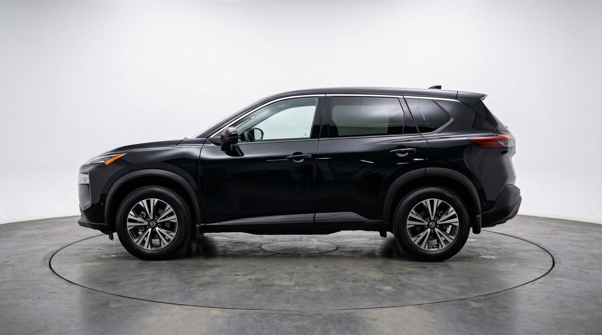 Thumbnail: 2023 Nissan Rogue - 5