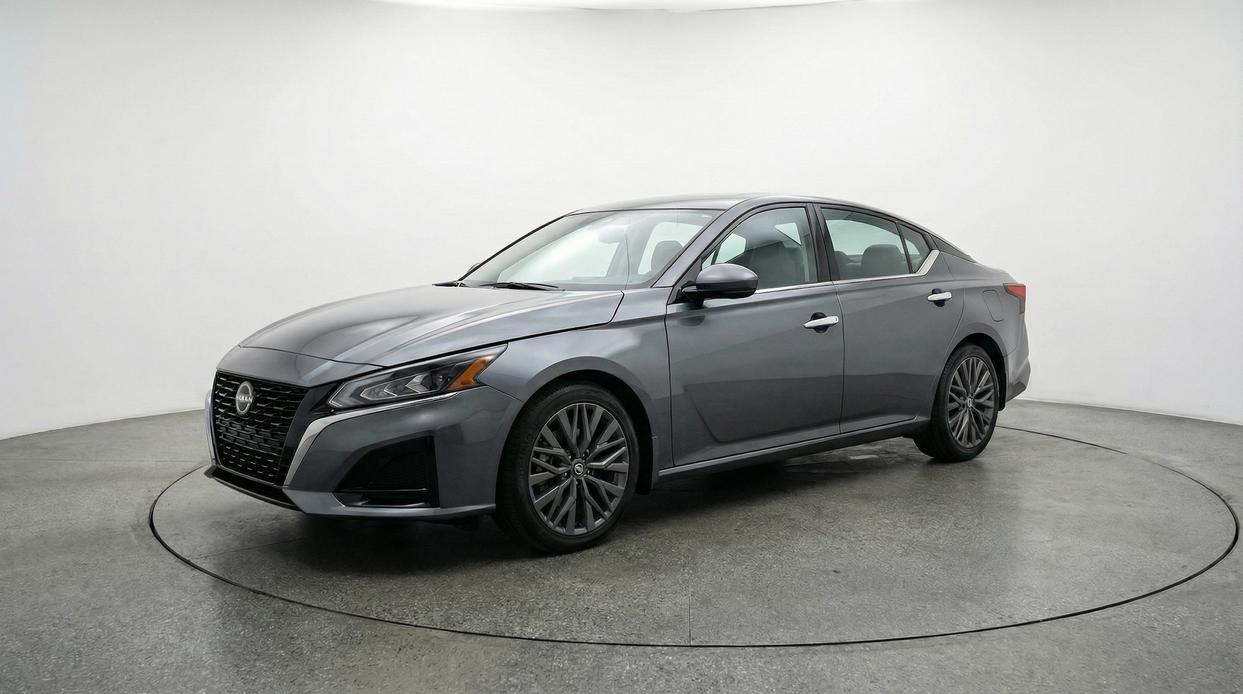 Thumbnail: 2025 Nissan Altima - 3