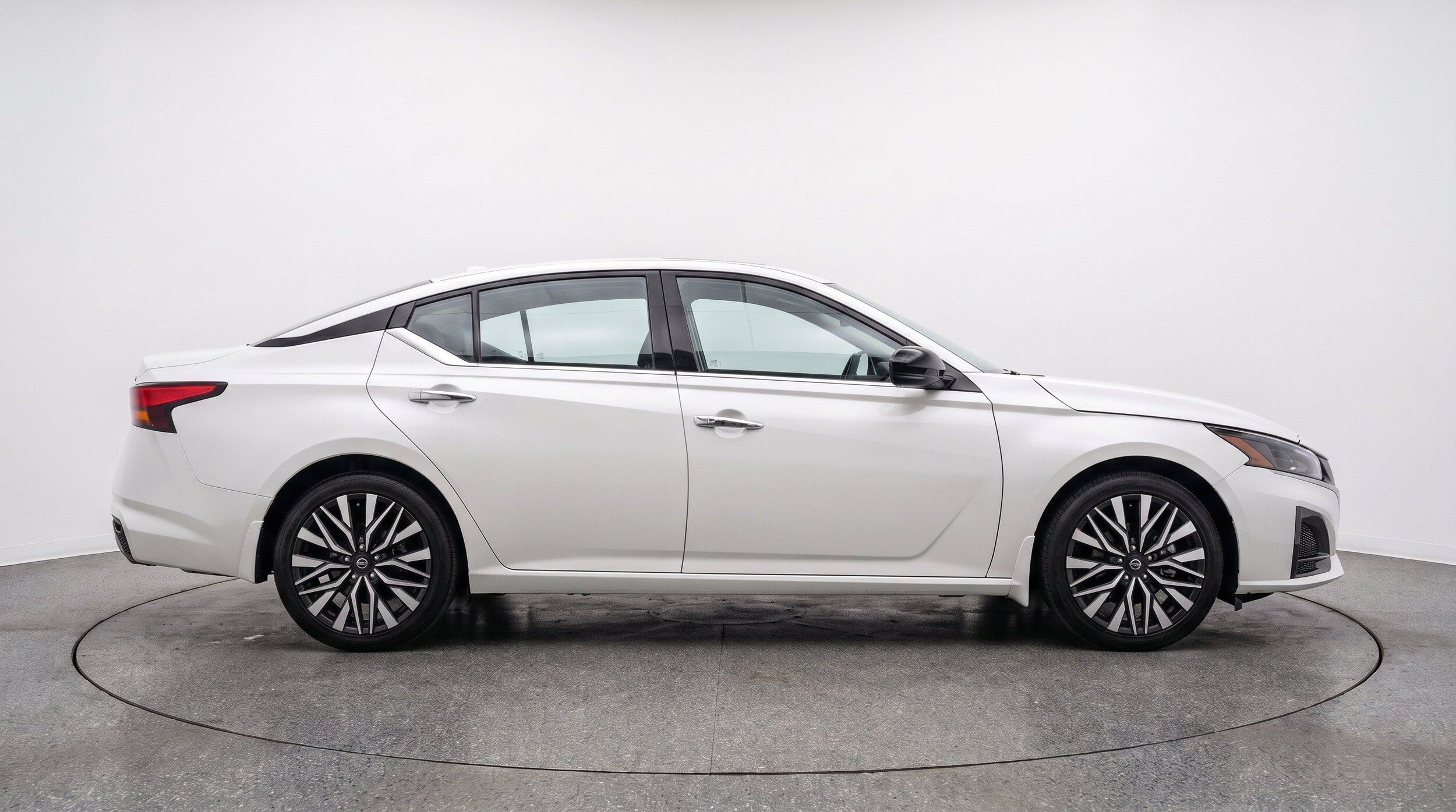 Thumbnail: 2025 Nissan Altima - 11