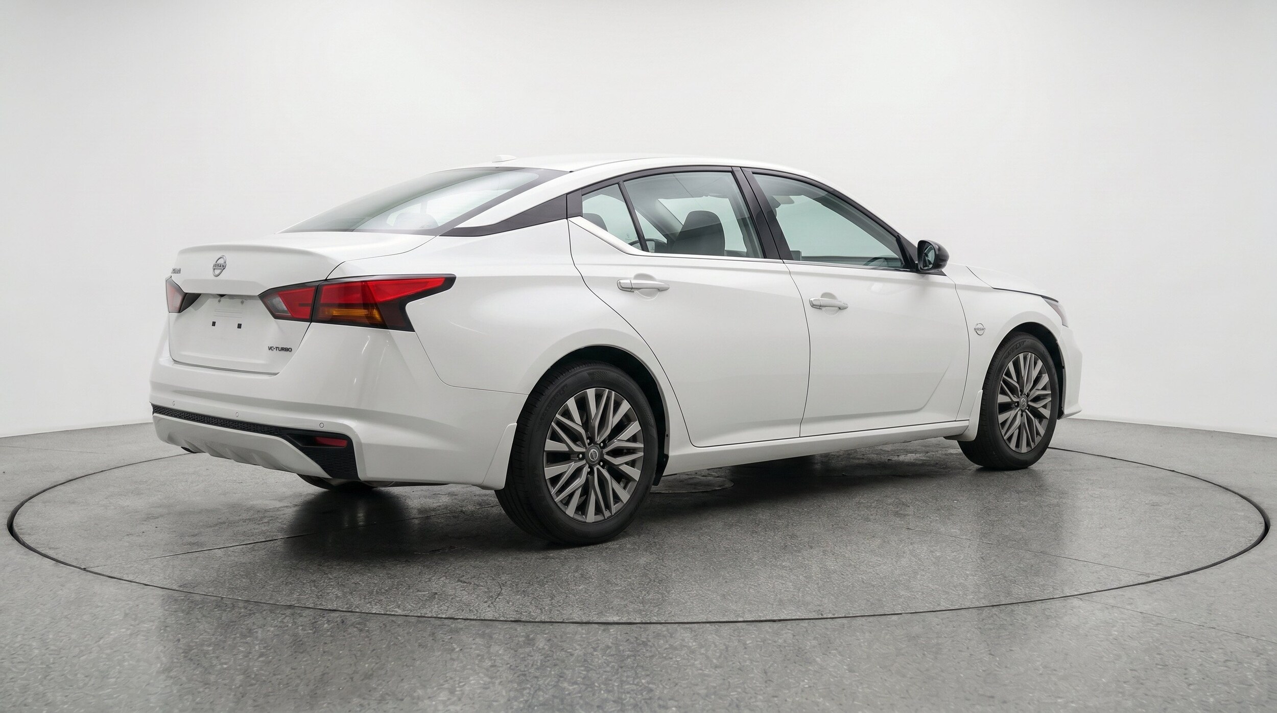 Thumbnail: 2025 Nissan Altima - 9