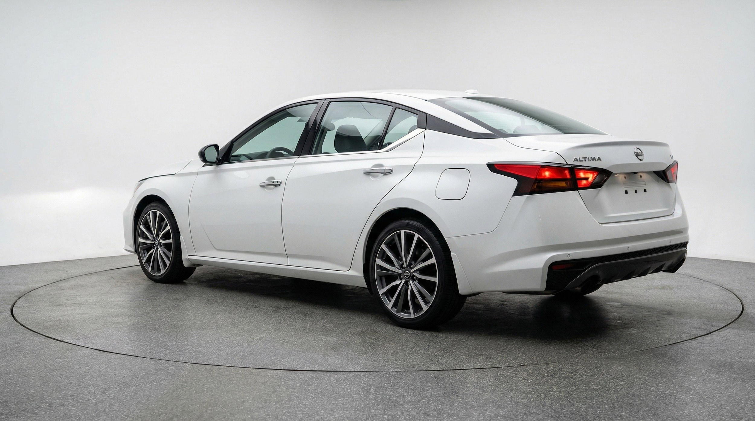 Thumbnail: 2025 Nissan Altima - 6