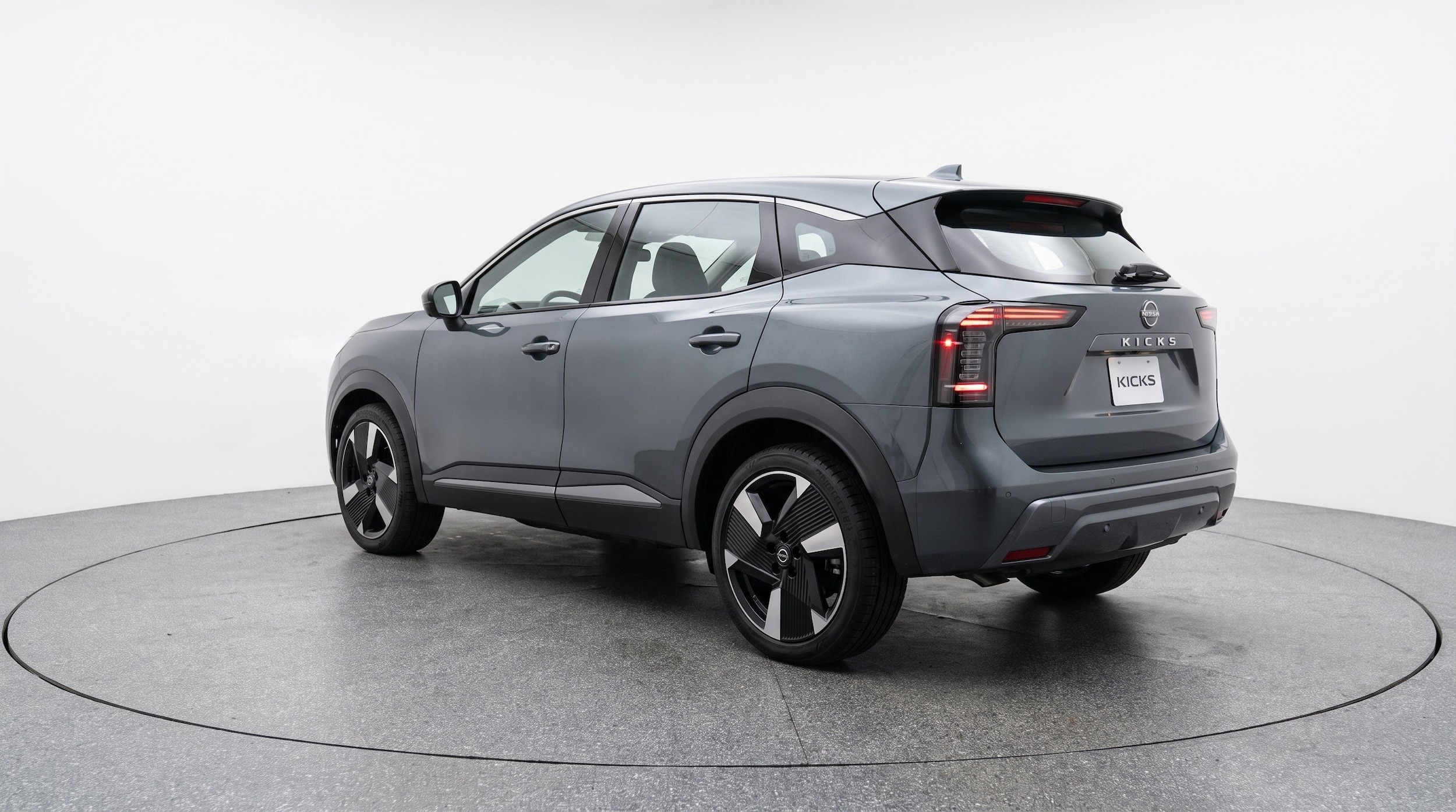 Thumbnail: 2026 Nissan Kicks - 6