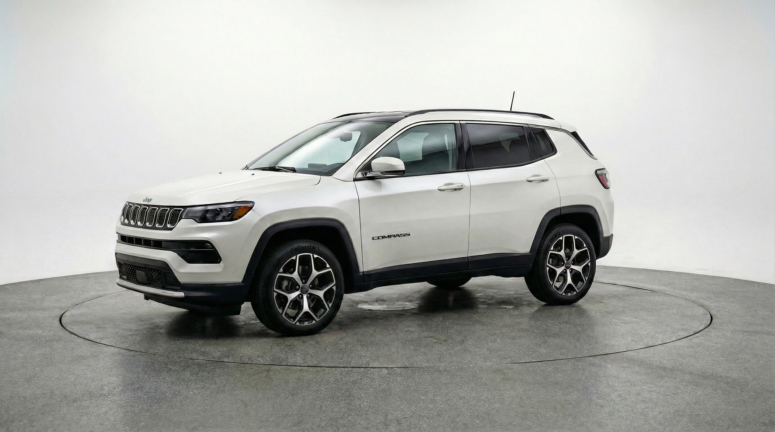 Thumbnail: 2025 Jeep Compass - 3