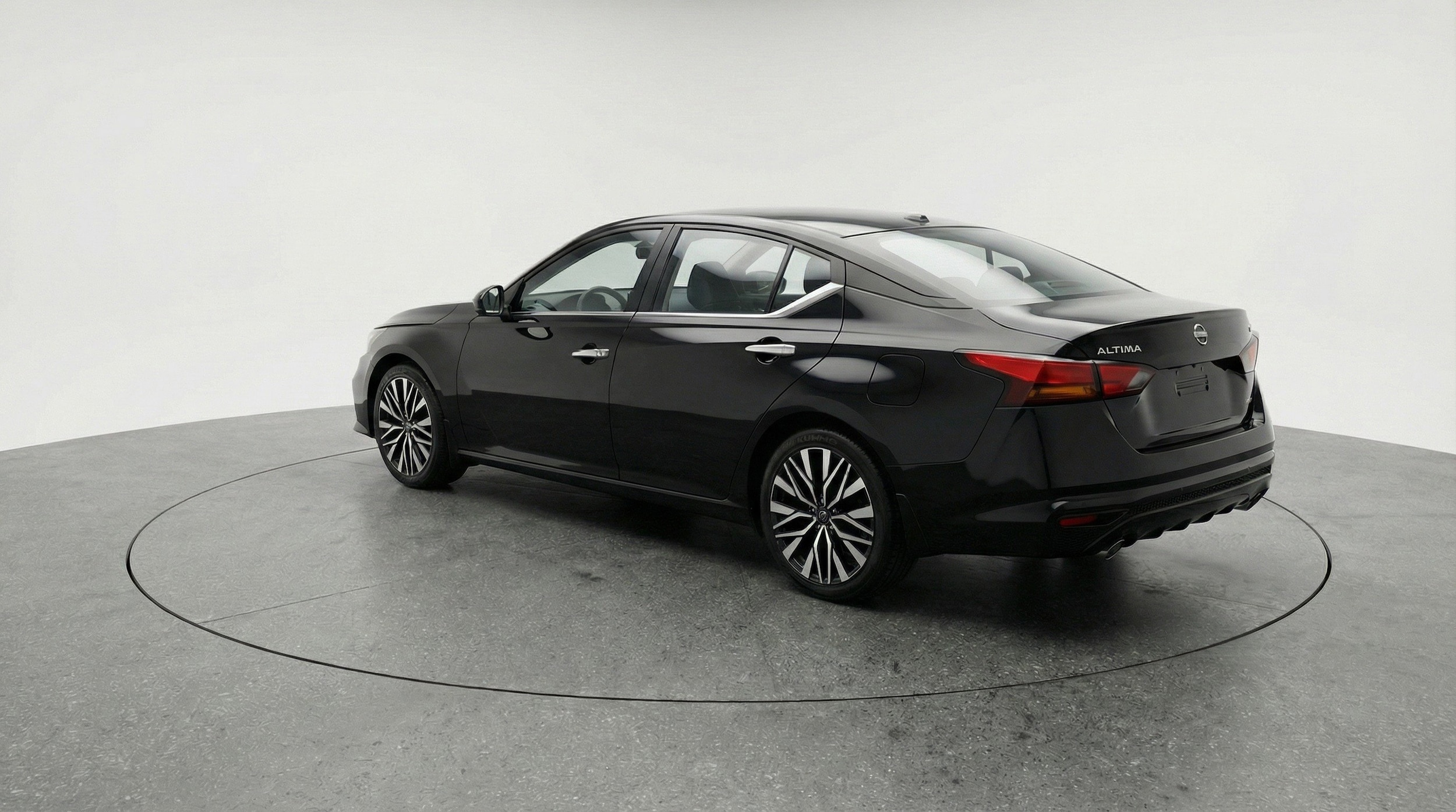 Thumbnail: 2025 Nissan Altima - 6