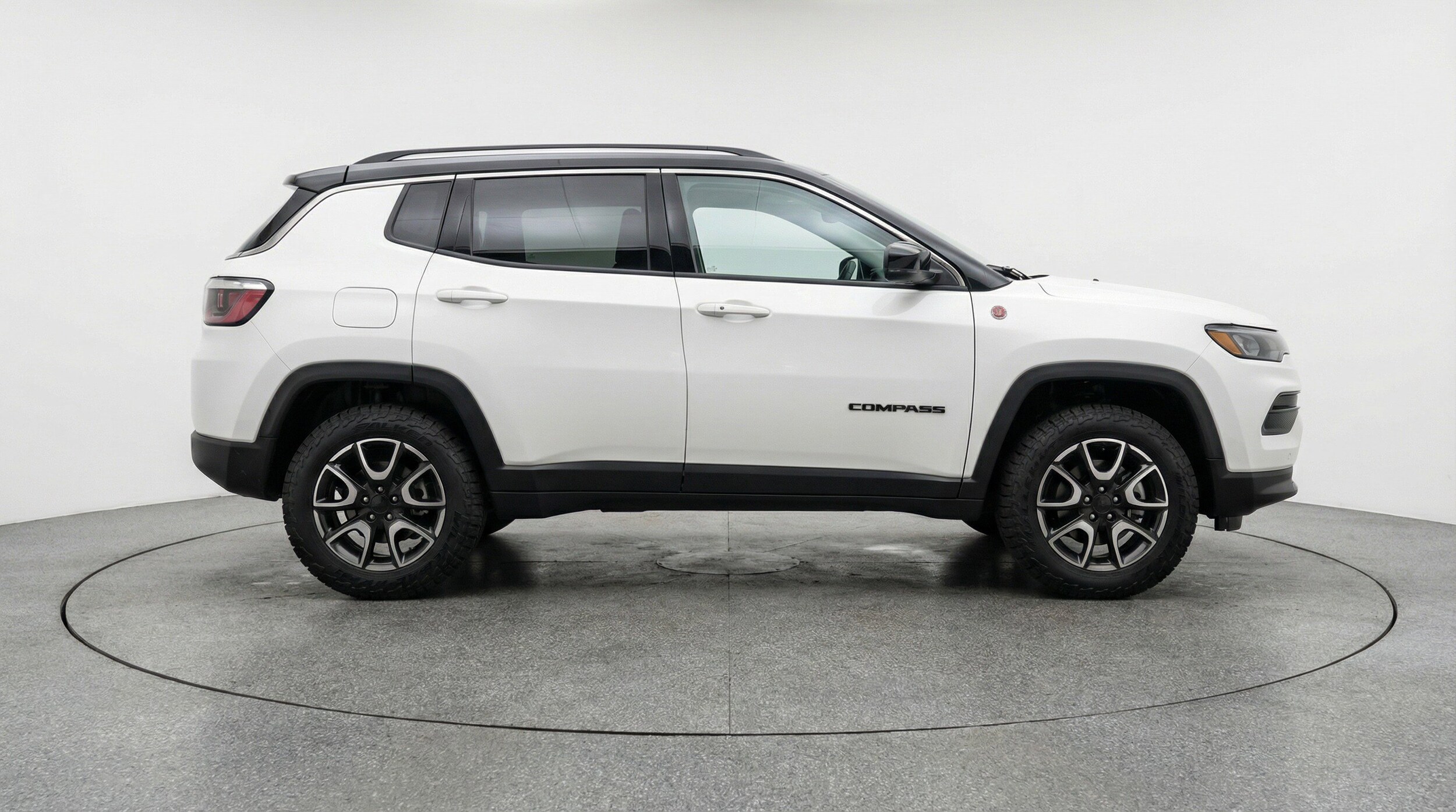 Thumbnail: 2025 Jeep Compass - 11