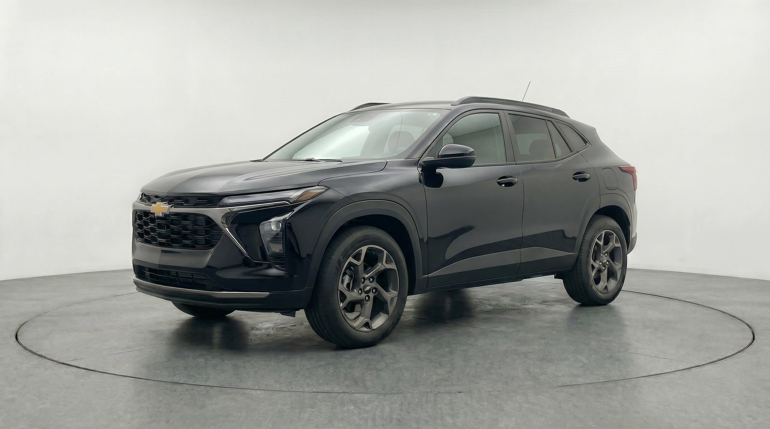 Thumbnail: 2025 Chevrolet Trax - 3