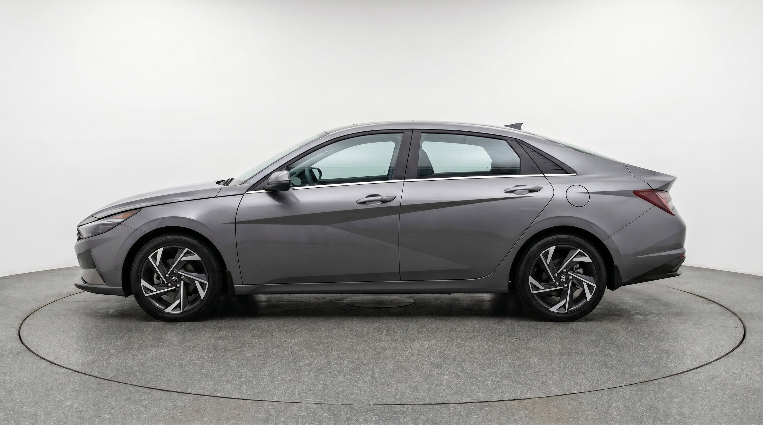 Thumbnail: 2025 Hyundai Elantra - 5