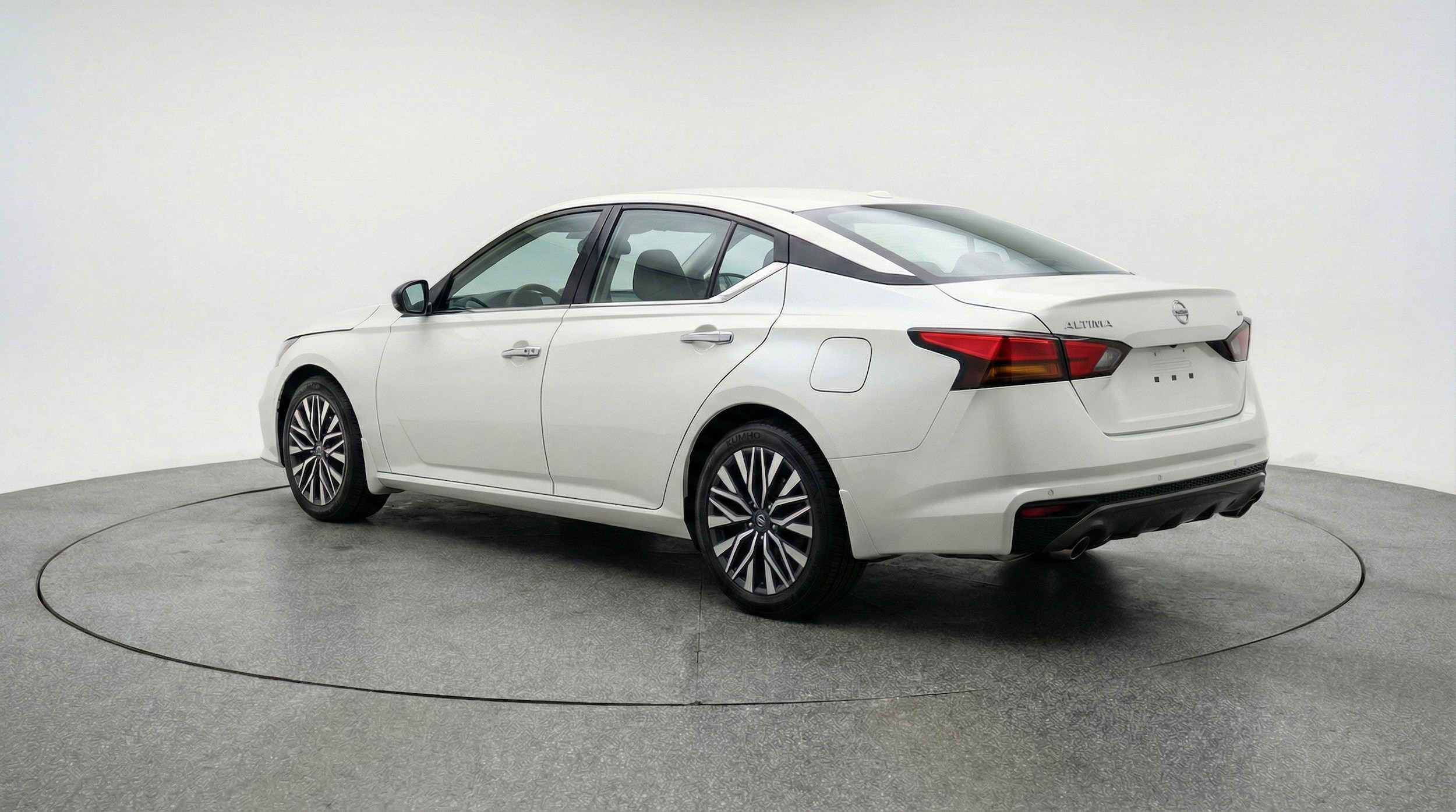 Thumbnail: 2025 Nissan Altima - 6