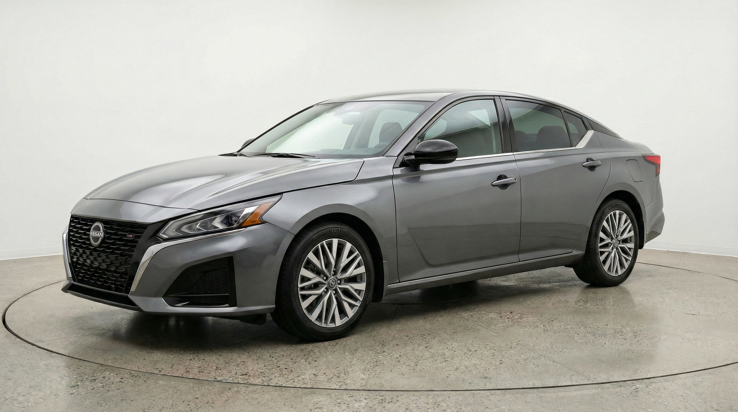 Thumbnail: 2025 Nissan Altima - 3