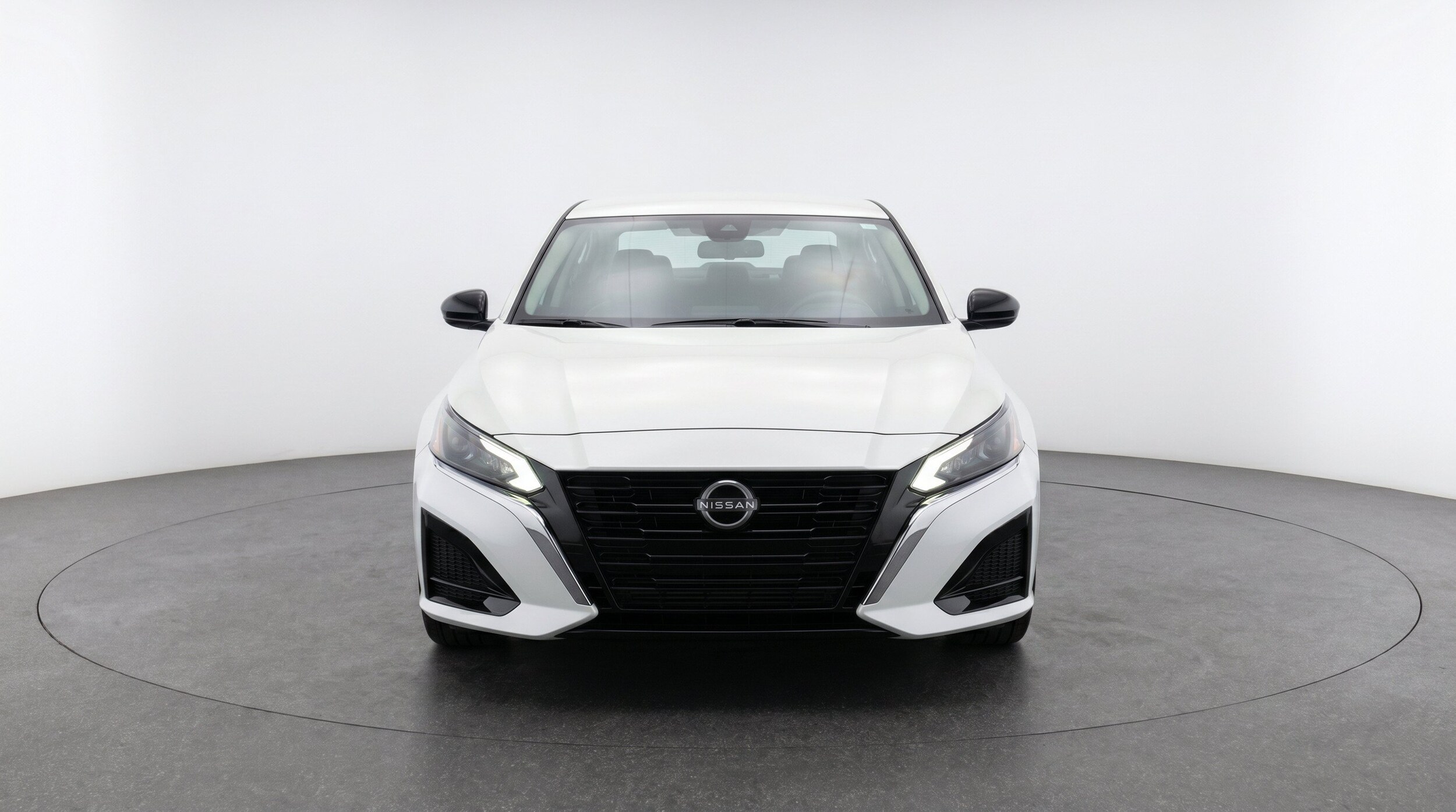 Thumbnail: 2025 Nissan Altima - 2