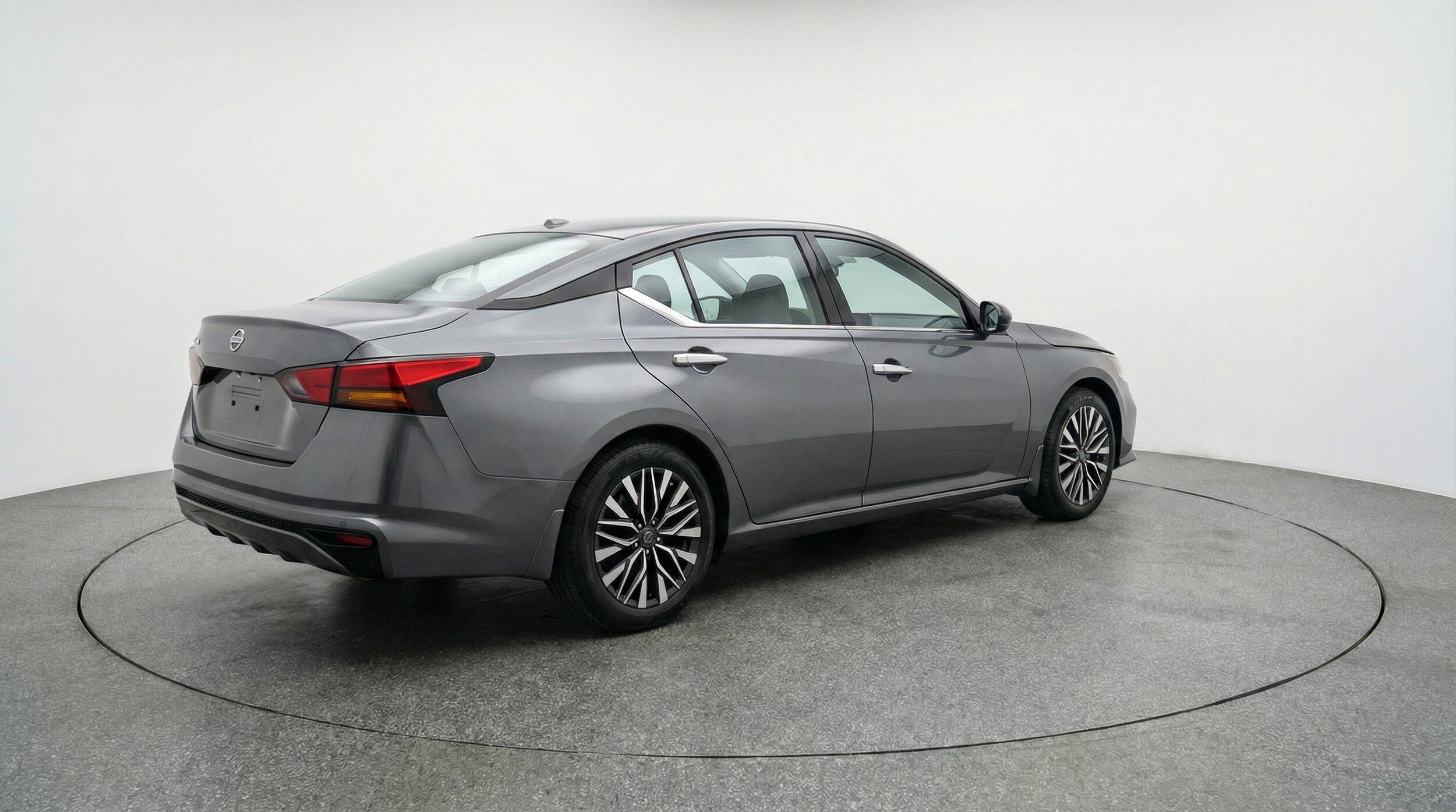 Thumbnail: 2025 Nissan Altima - 9