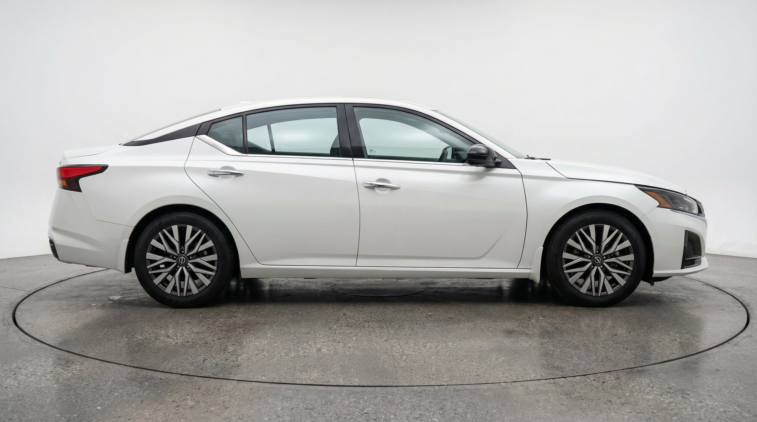 Thumbnail: 2025 Nissan Altima - 11