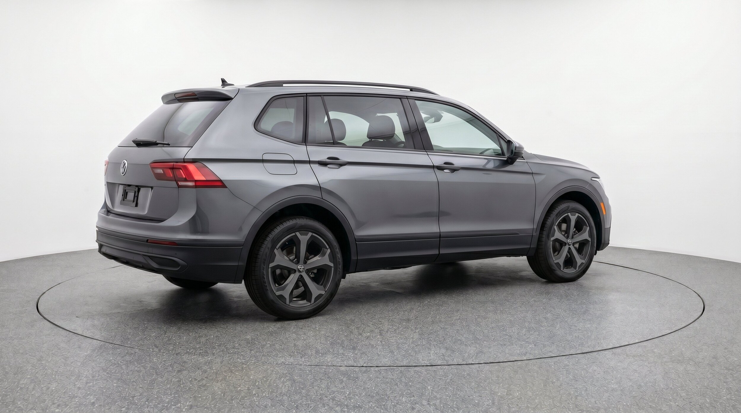 Thumbnail: 2026 Volkswagen Tiguan - 9