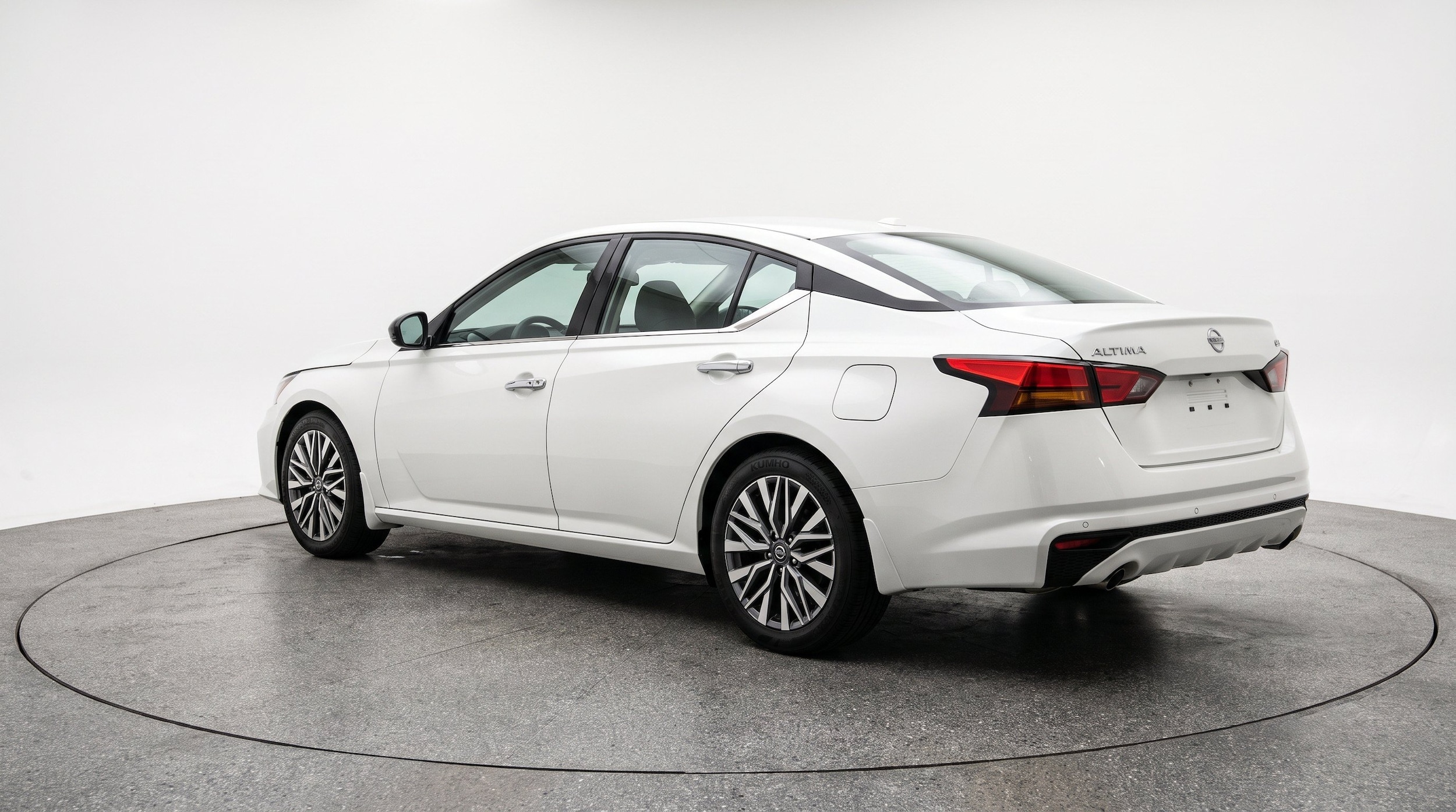 Thumbnail: 2025 Nissan Altima - 6