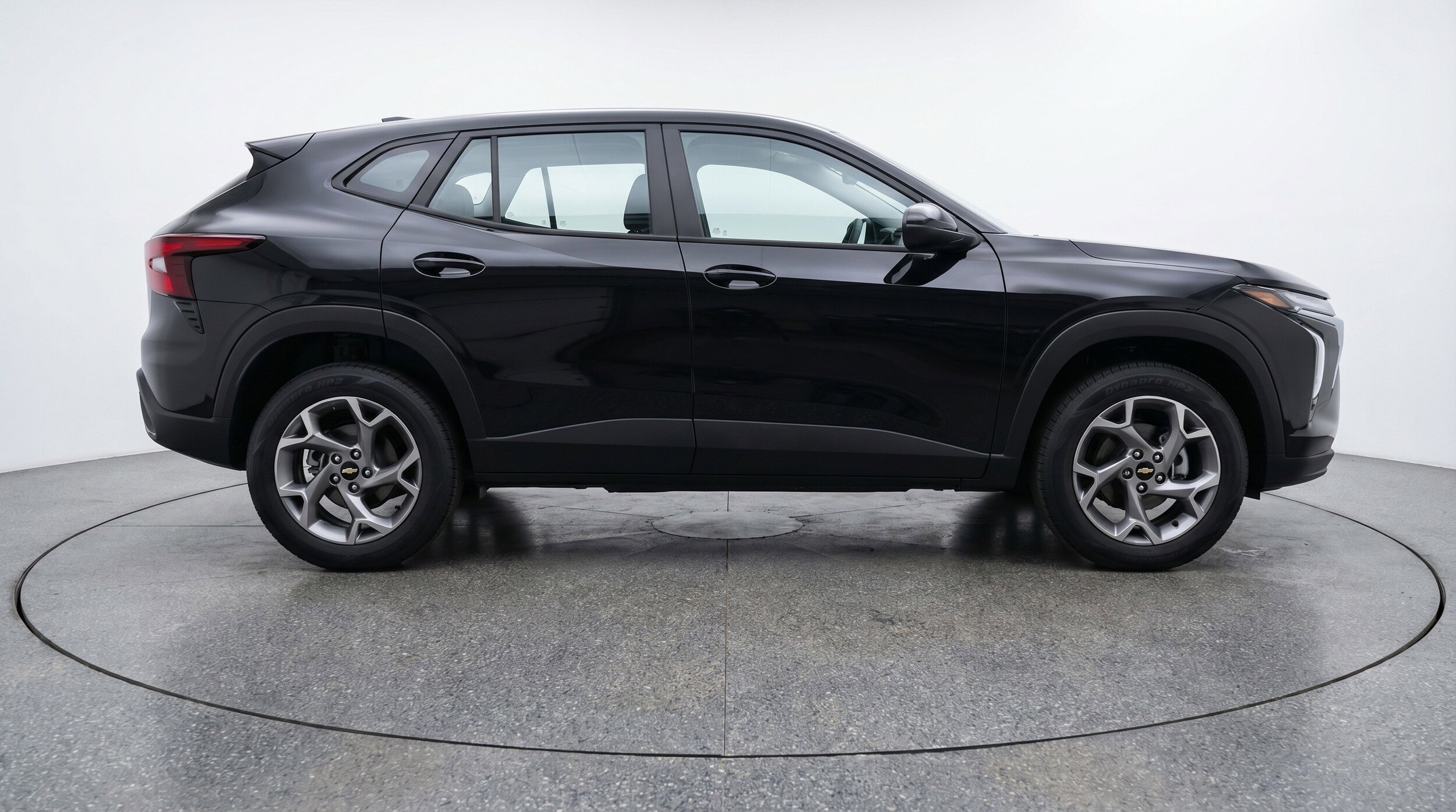 Thumbnail: 2025 Chevrolet Trax - 11