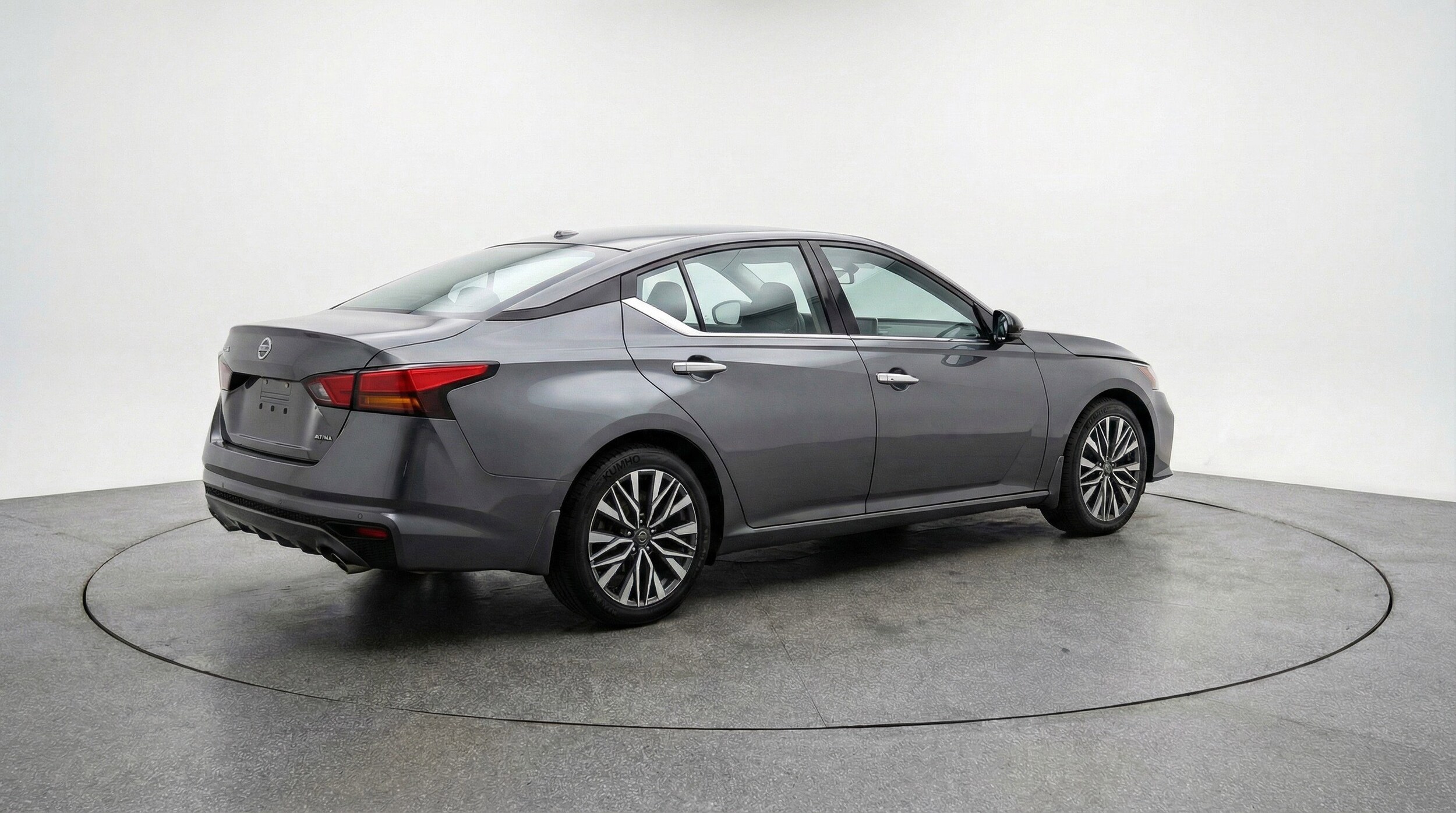 Thumbnail: 2025 Nissan Altima - 9