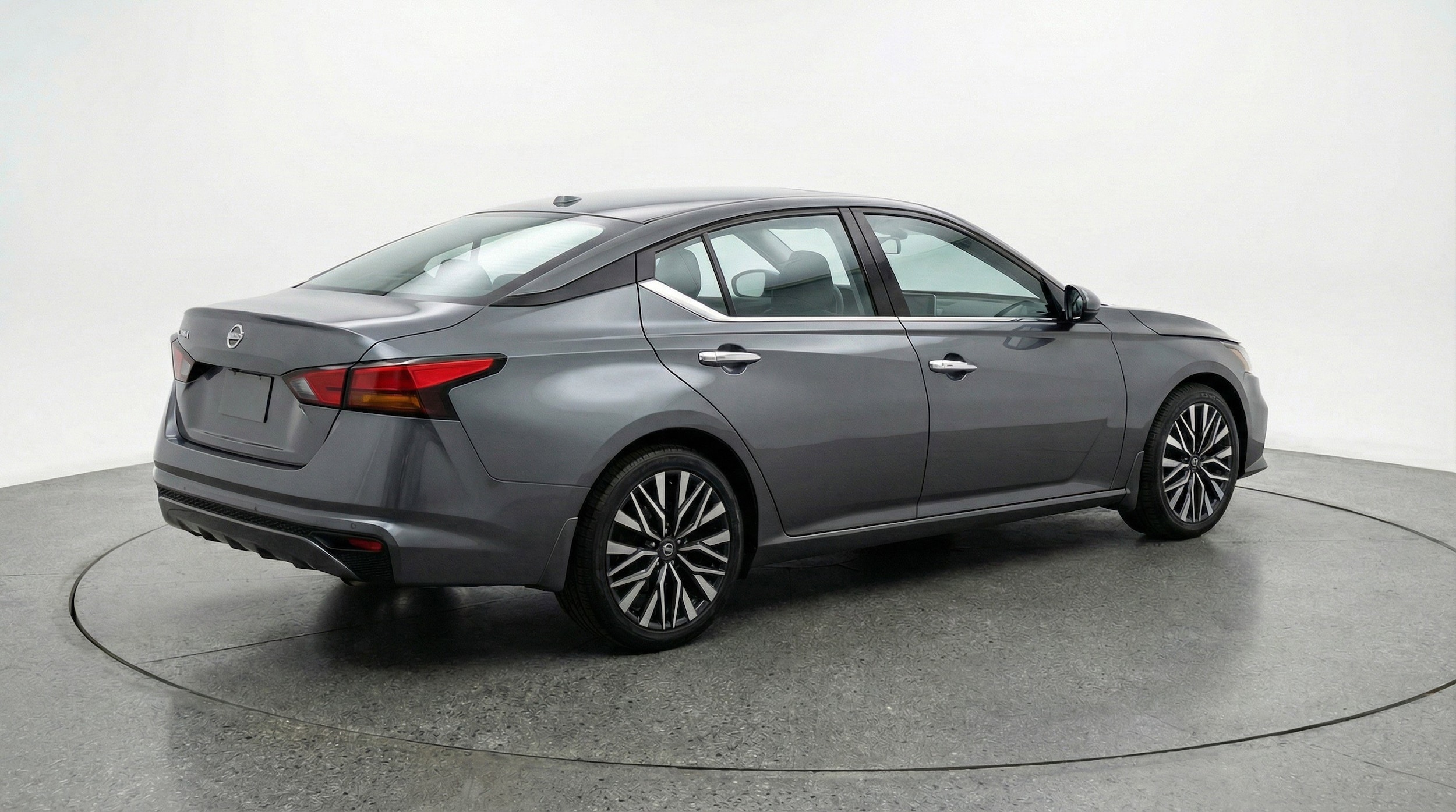 Thumbnail: 2025 Nissan Altima - 9