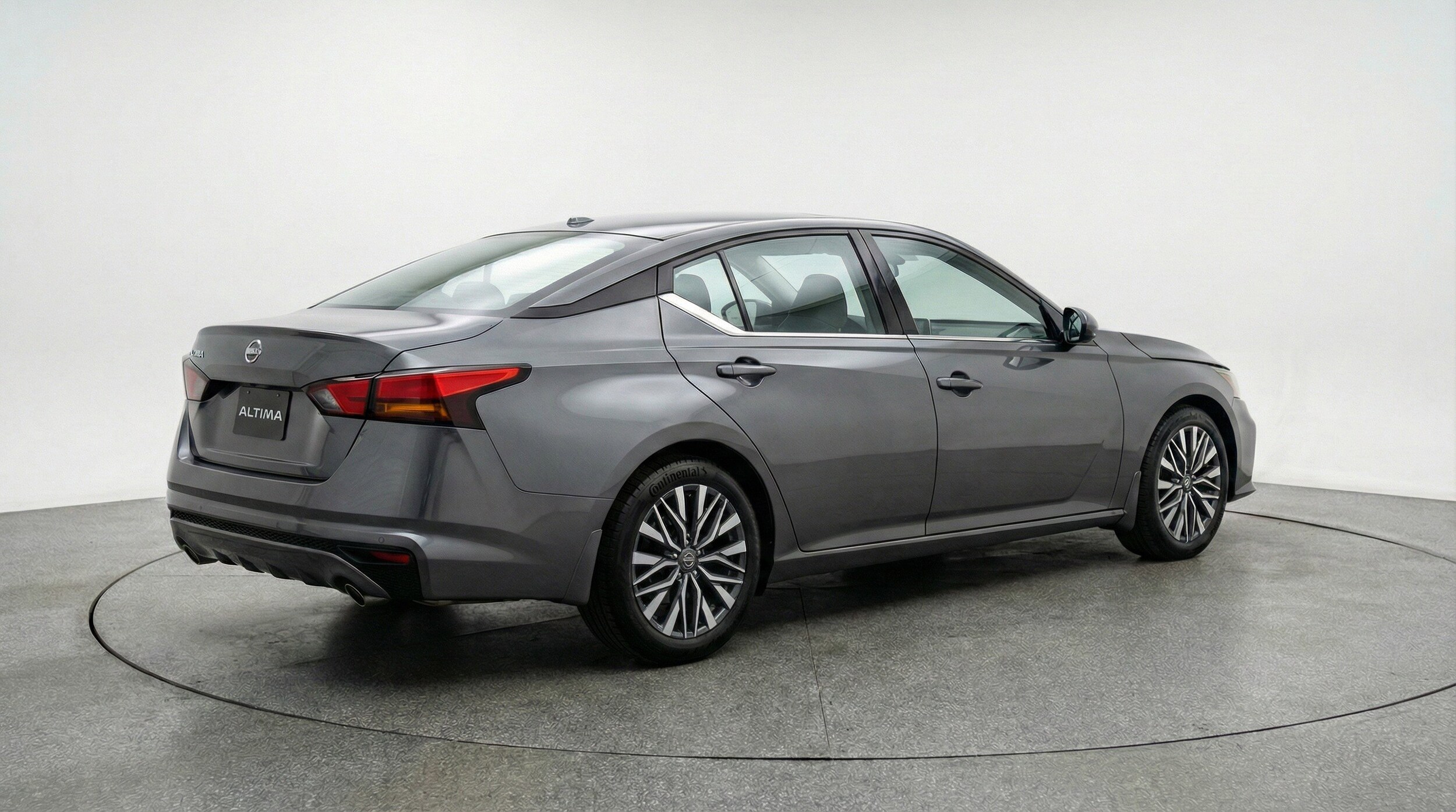 Thumbnail: 2025 Nissan Altima - 9