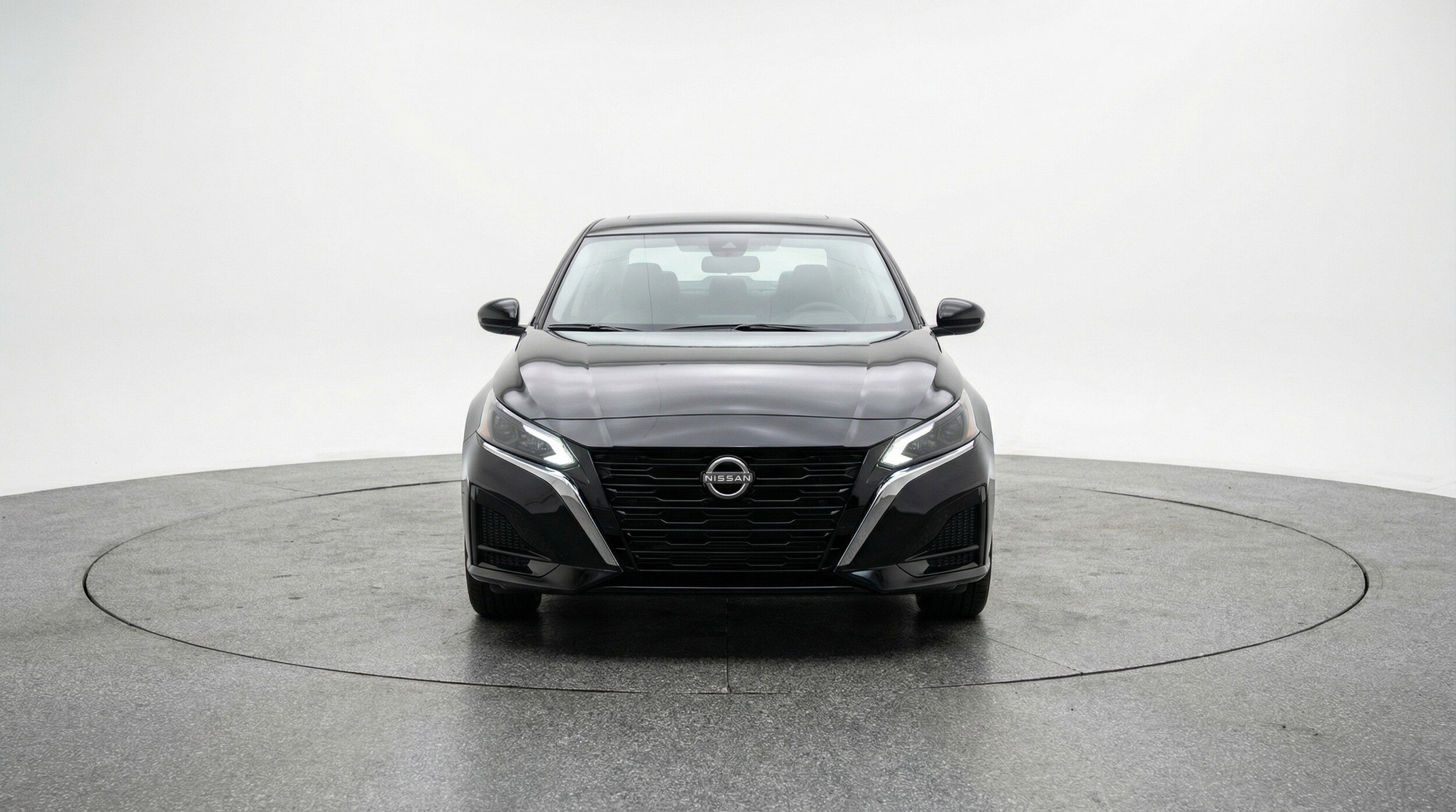 Thumbnail: 2025 Nissan Altima - 2