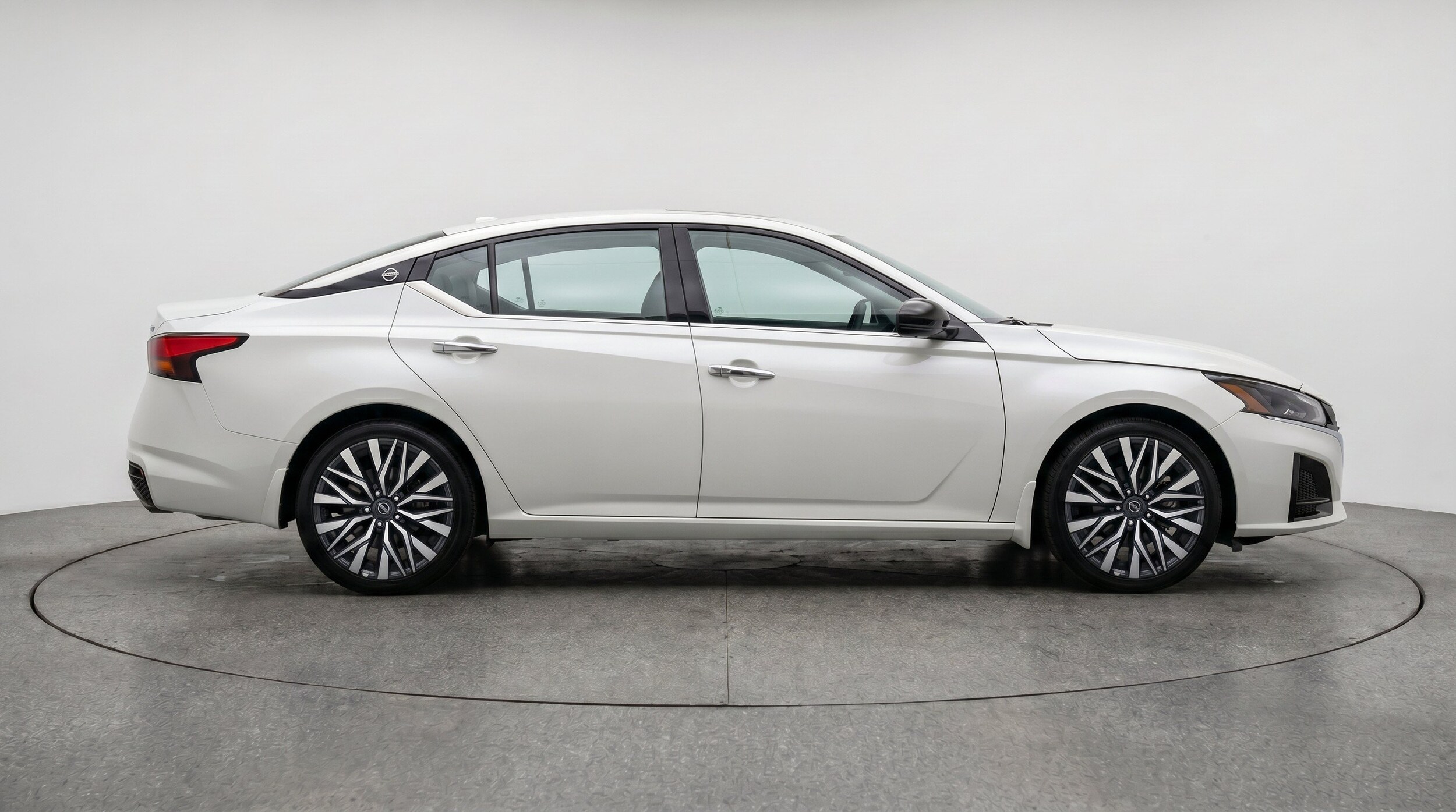 Thumbnail: 2025 Nissan Altima - 11