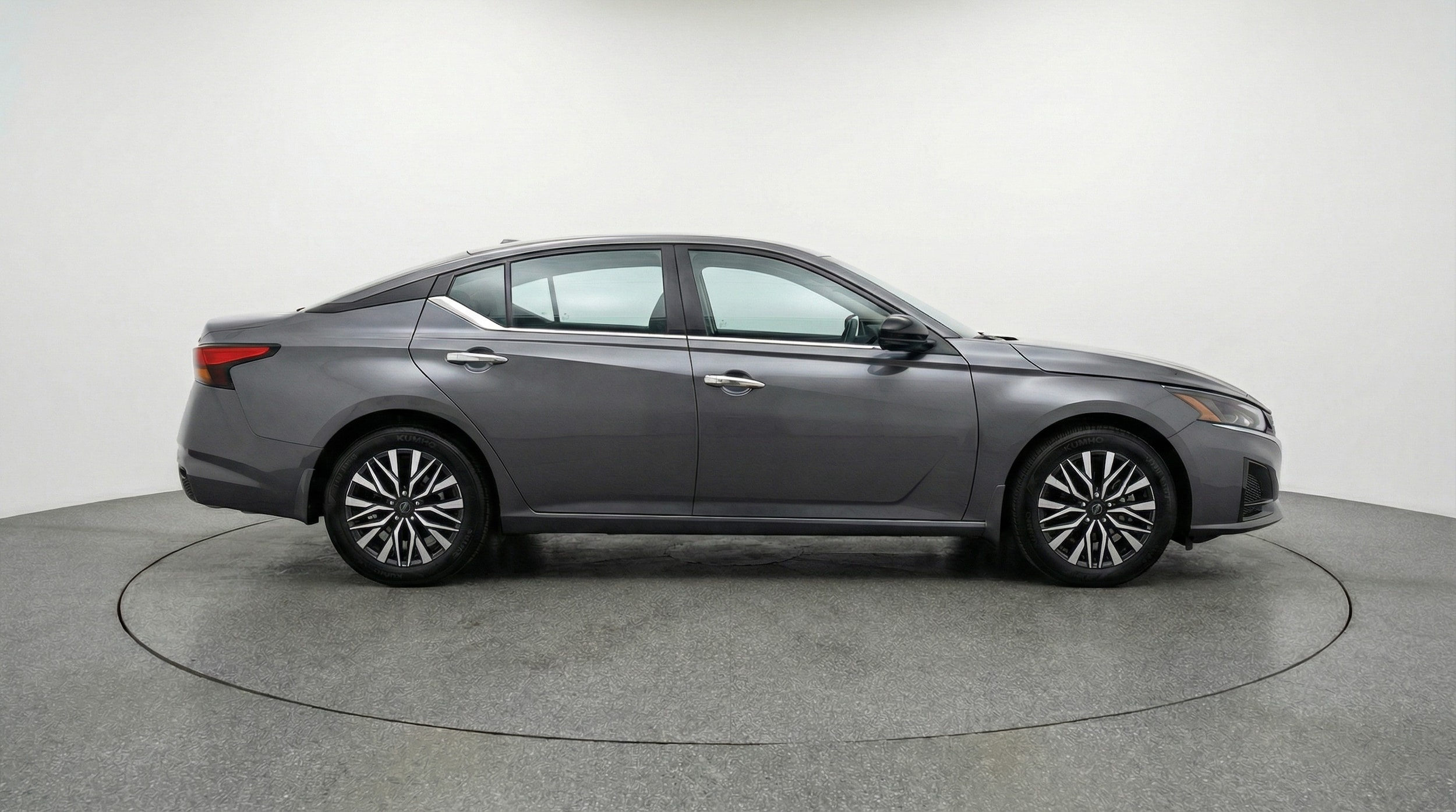 Thumbnail: 2025 Nissan Altima - 8