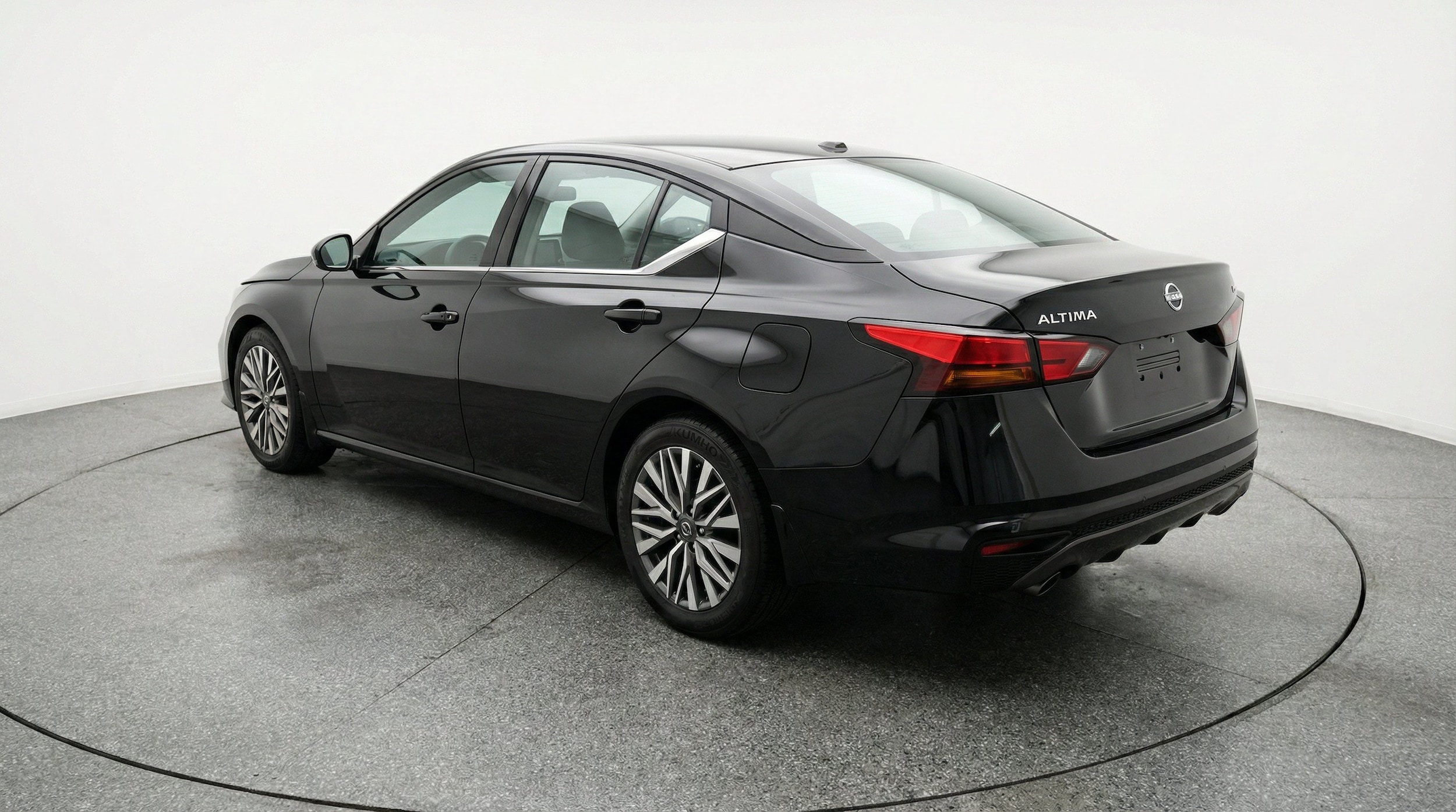 Thumbnail: 2025 Nissan Altima - 6