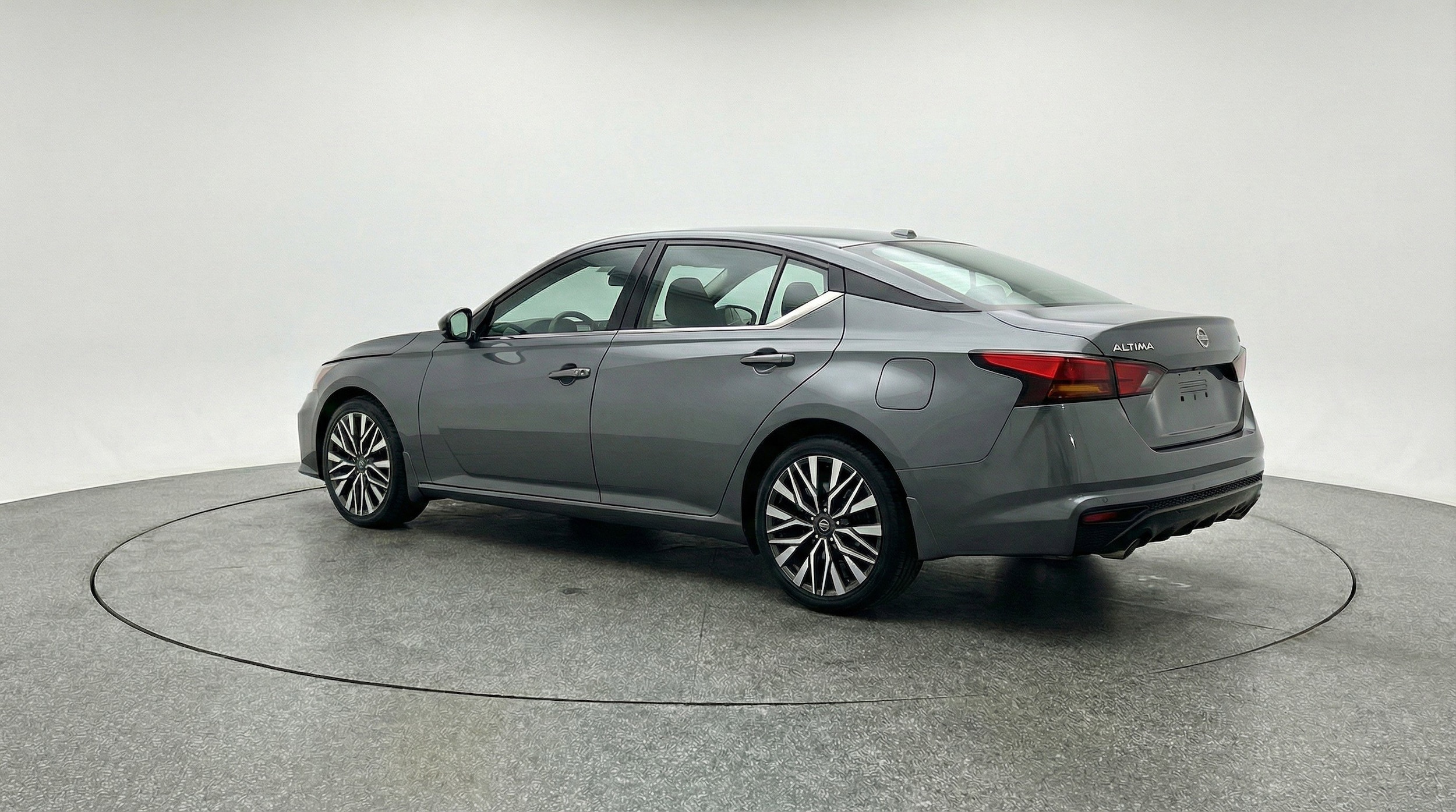 Thumbnail: 2025 Nissan Altima - 6