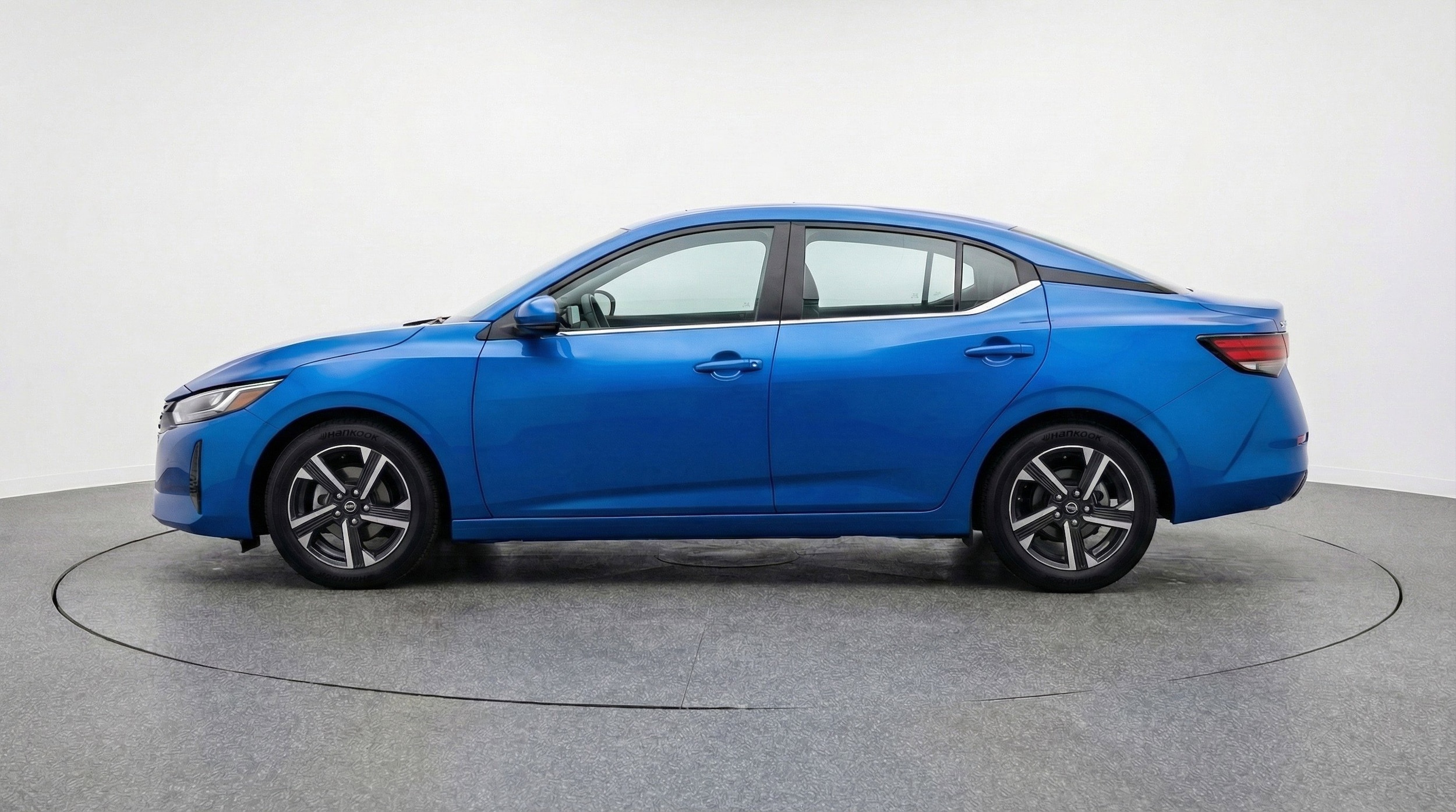 Thumbnail: 2025 Nissan Sentra - 5