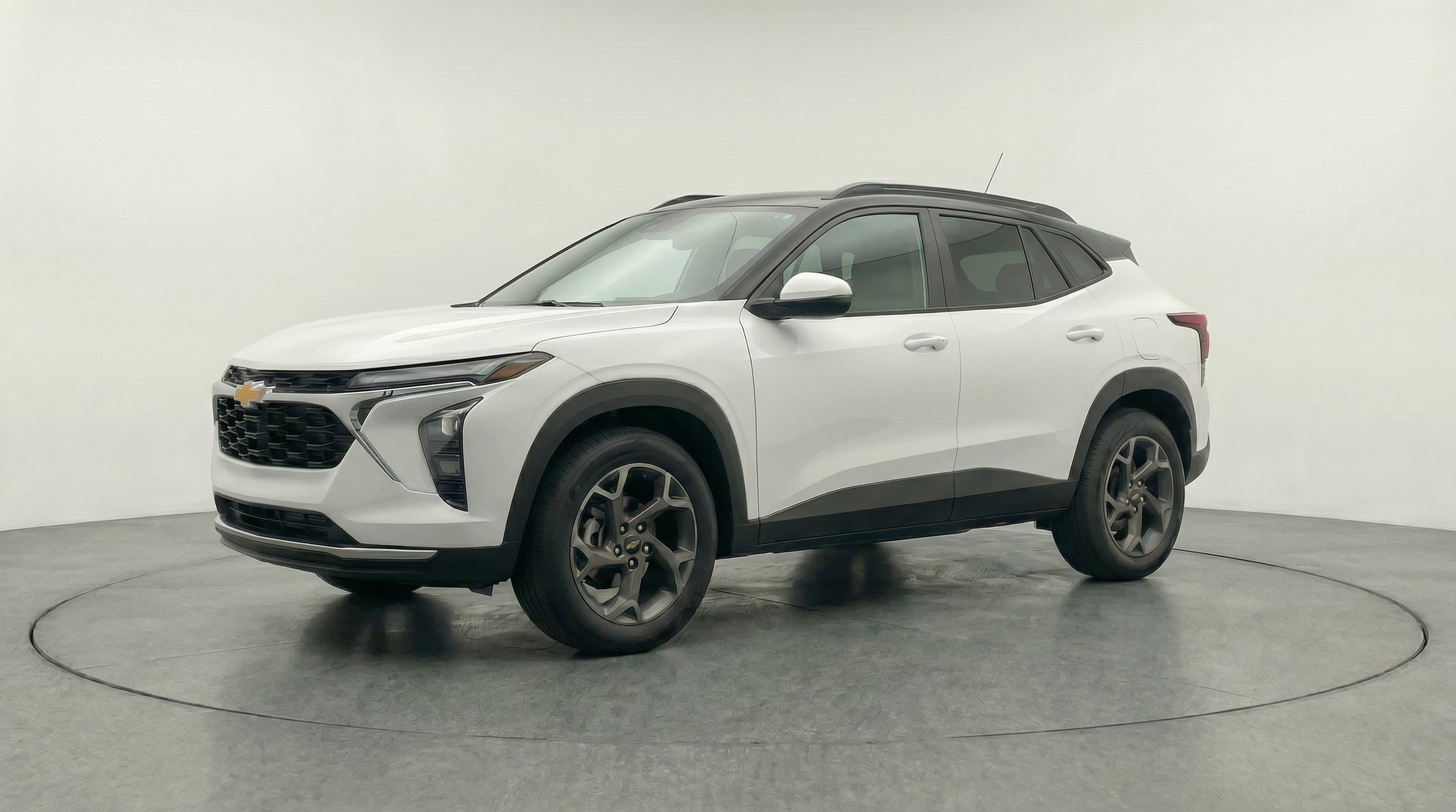 Thumbnail: 2025 Chevrolet Trax - 3