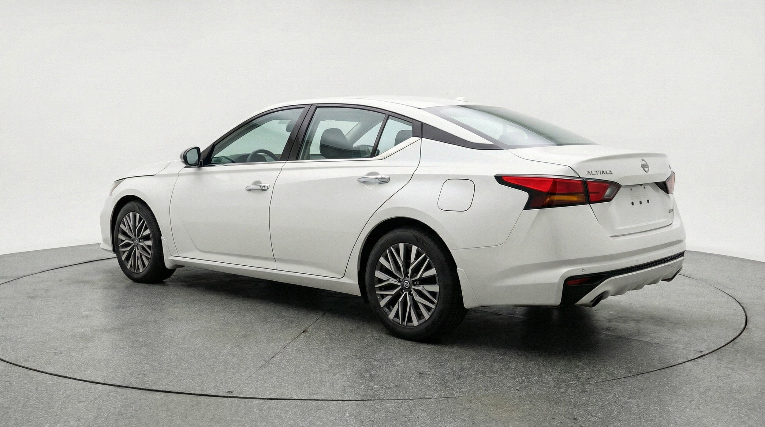 Thumbnail: 2025 Nissan Altima - 6