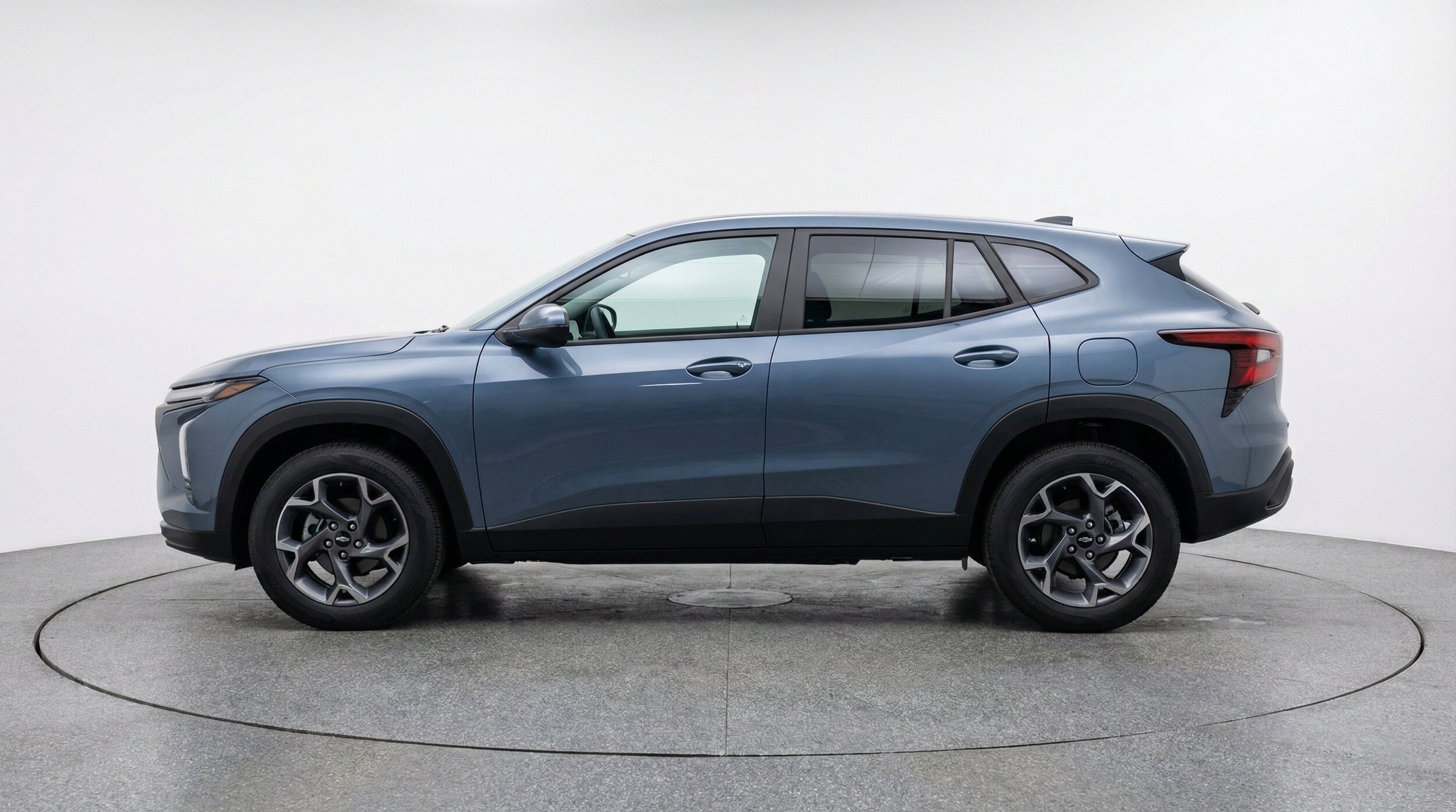Thumbnail: 2025 Chevrolet Trax - 5