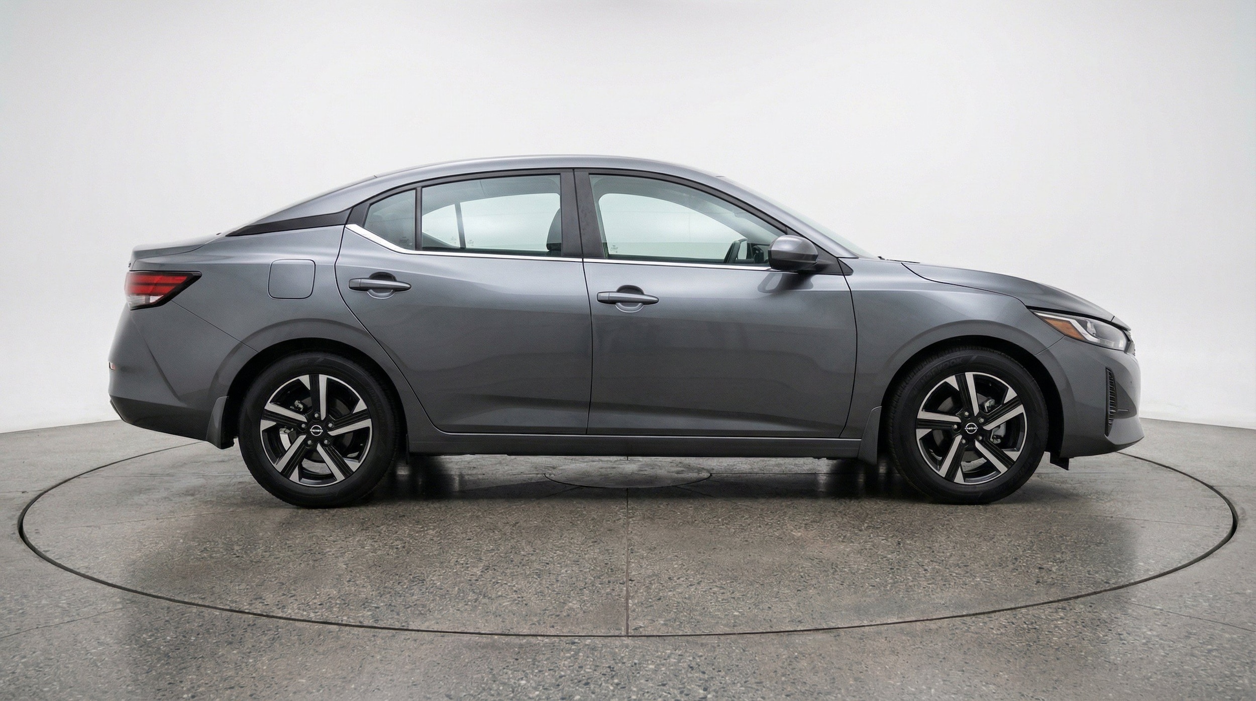Thumbnail: 2025 Nissan Sentra - 10