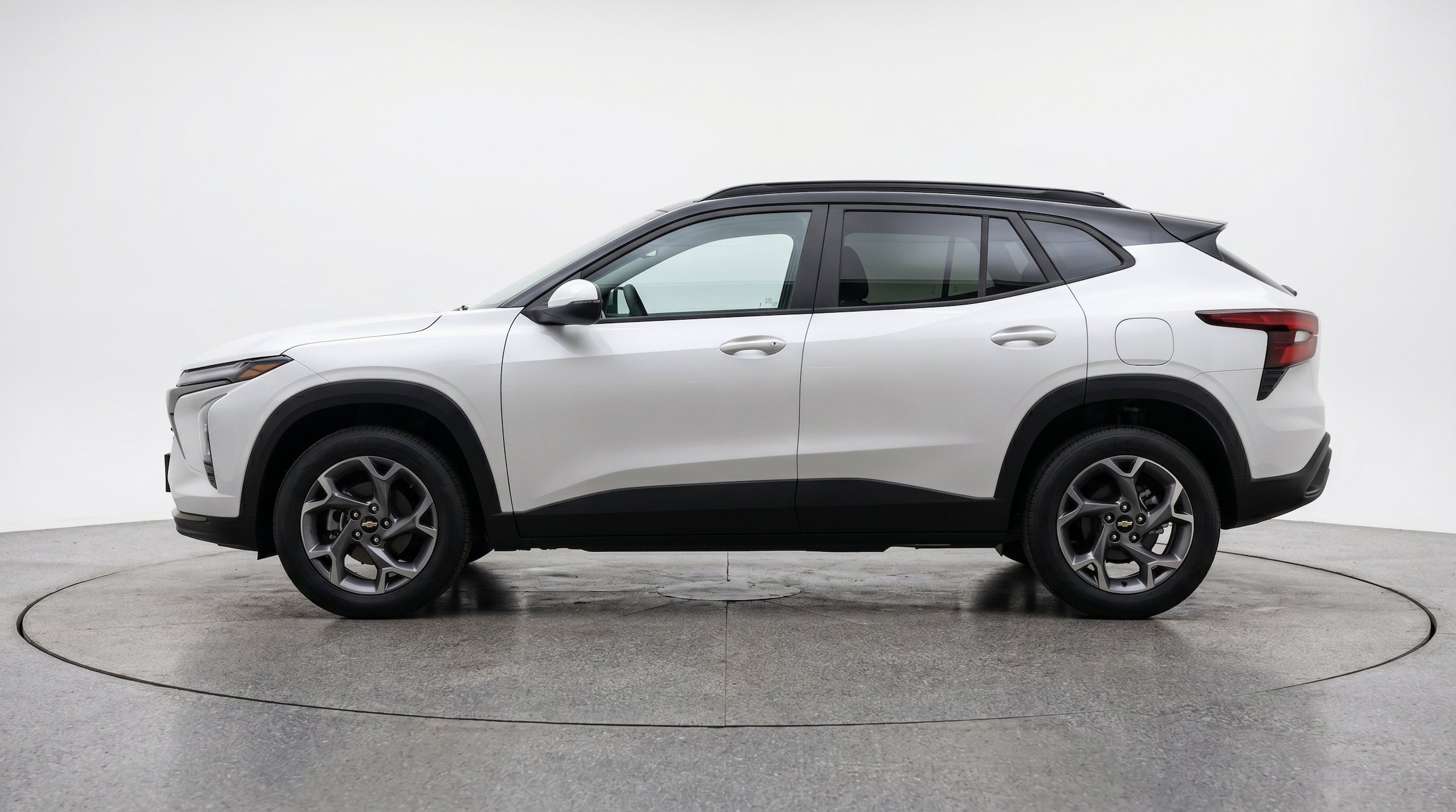 Thumbnail: 2025 Chevrolet Trax - 5
