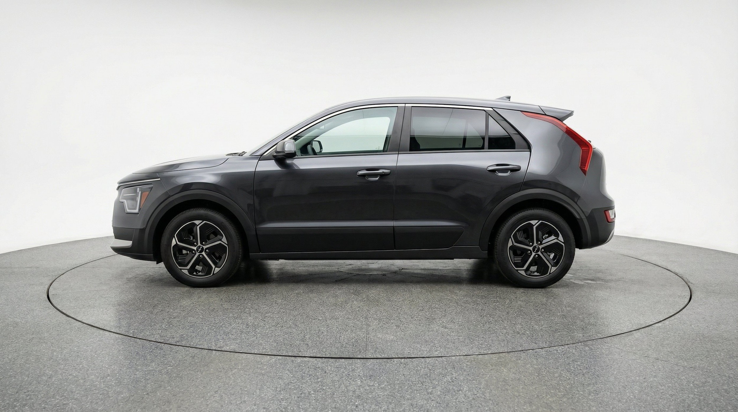 Thumbnail: 2026 Kia Niro - 5