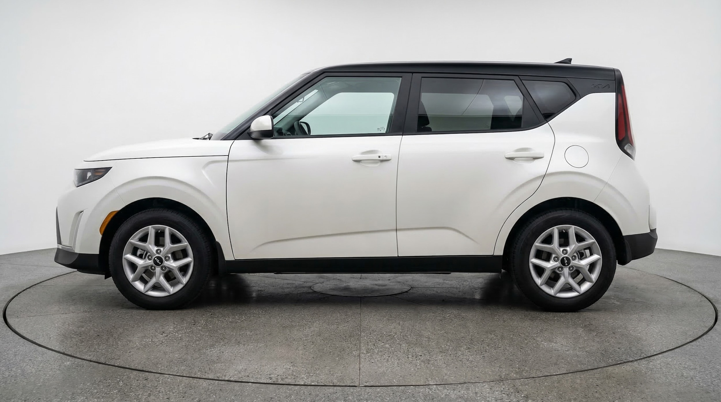 Thumbnail: 2025 Kia Soul - 4