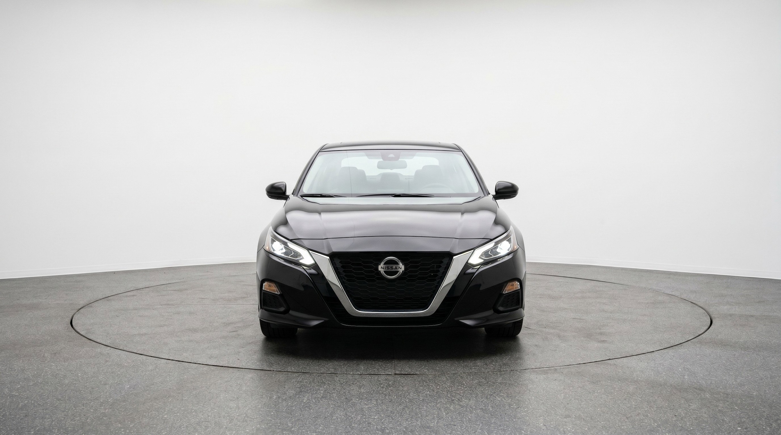 Thumbnail: 2025 Nissan Altima - 2