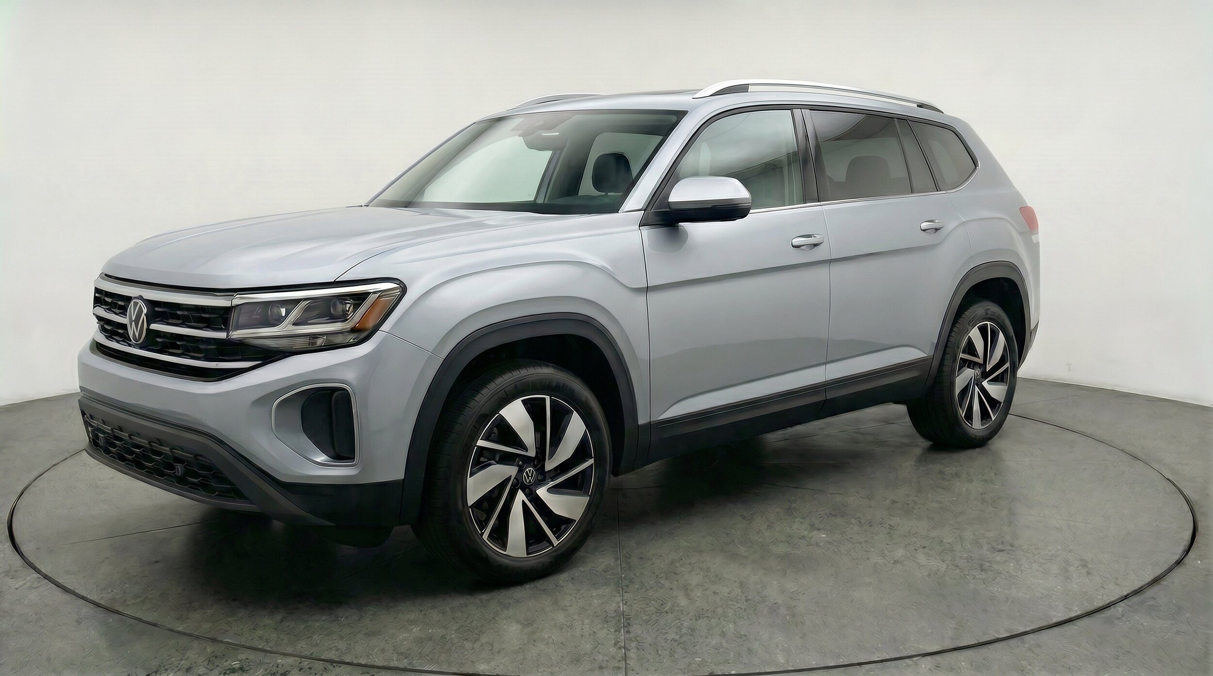 Thumbnail: 2026 Volkswagen Atlas - 3
