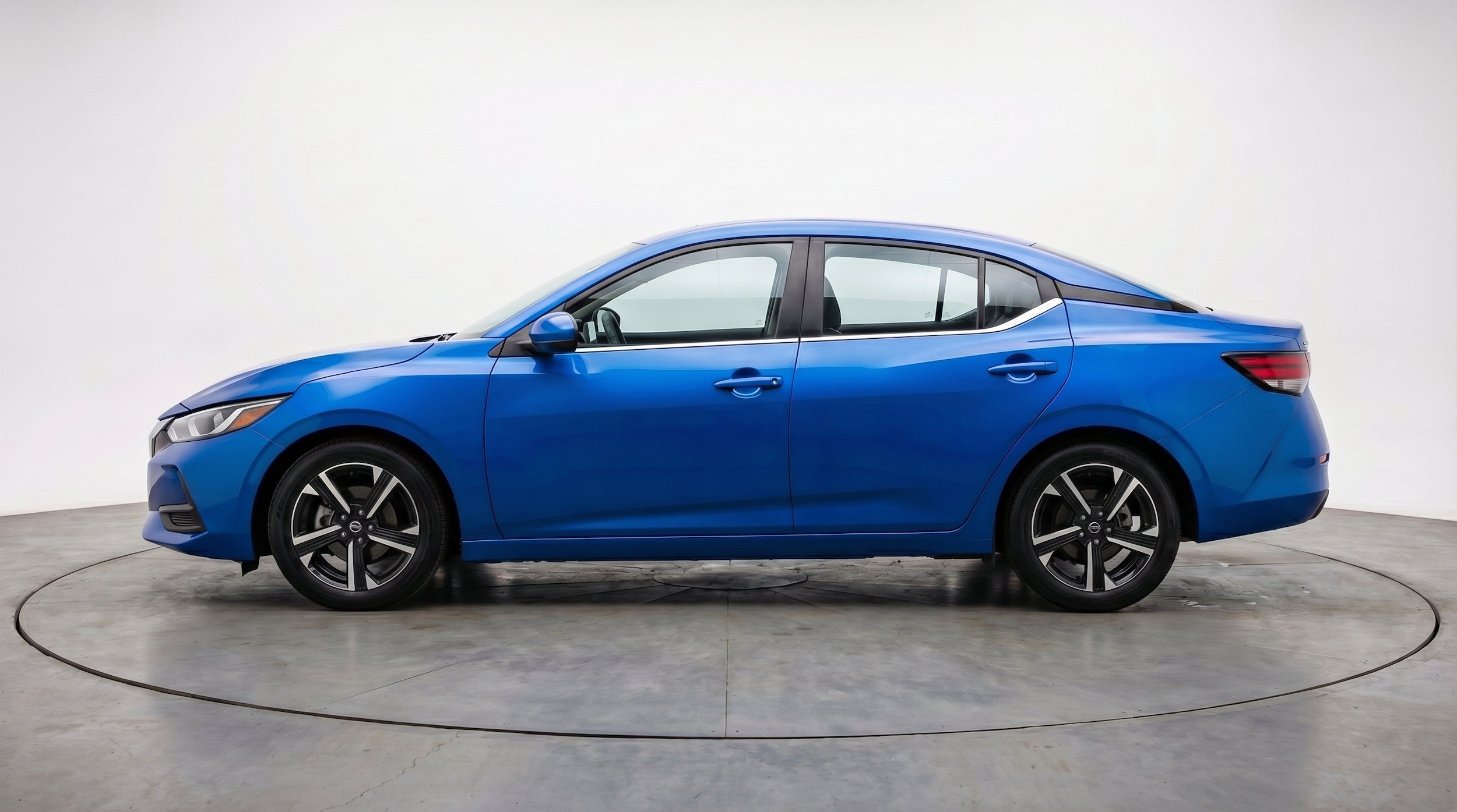 Thumbnail: 2025 Nissan Sentra - 5