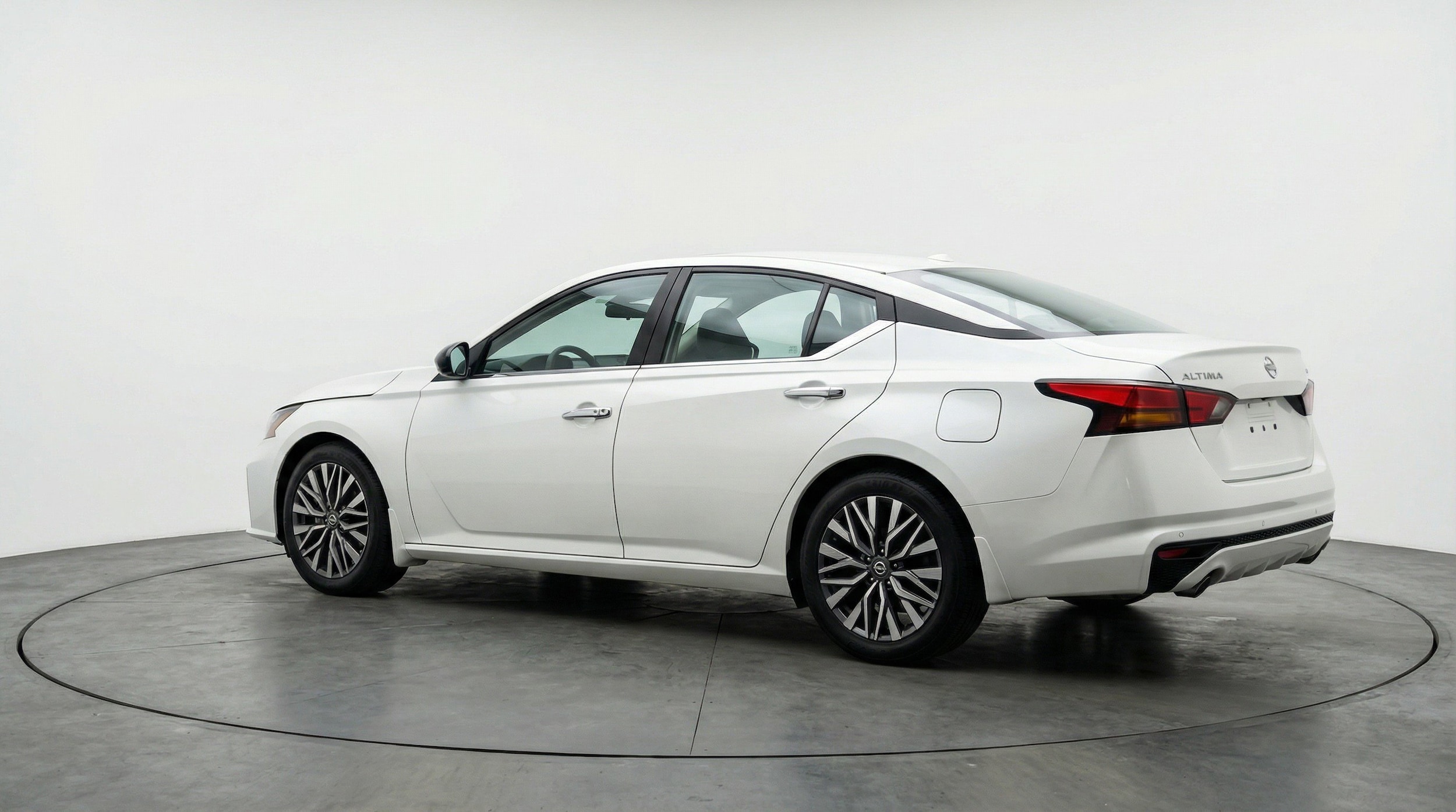 Thumbnail: 2025 Nissan Altima - 6