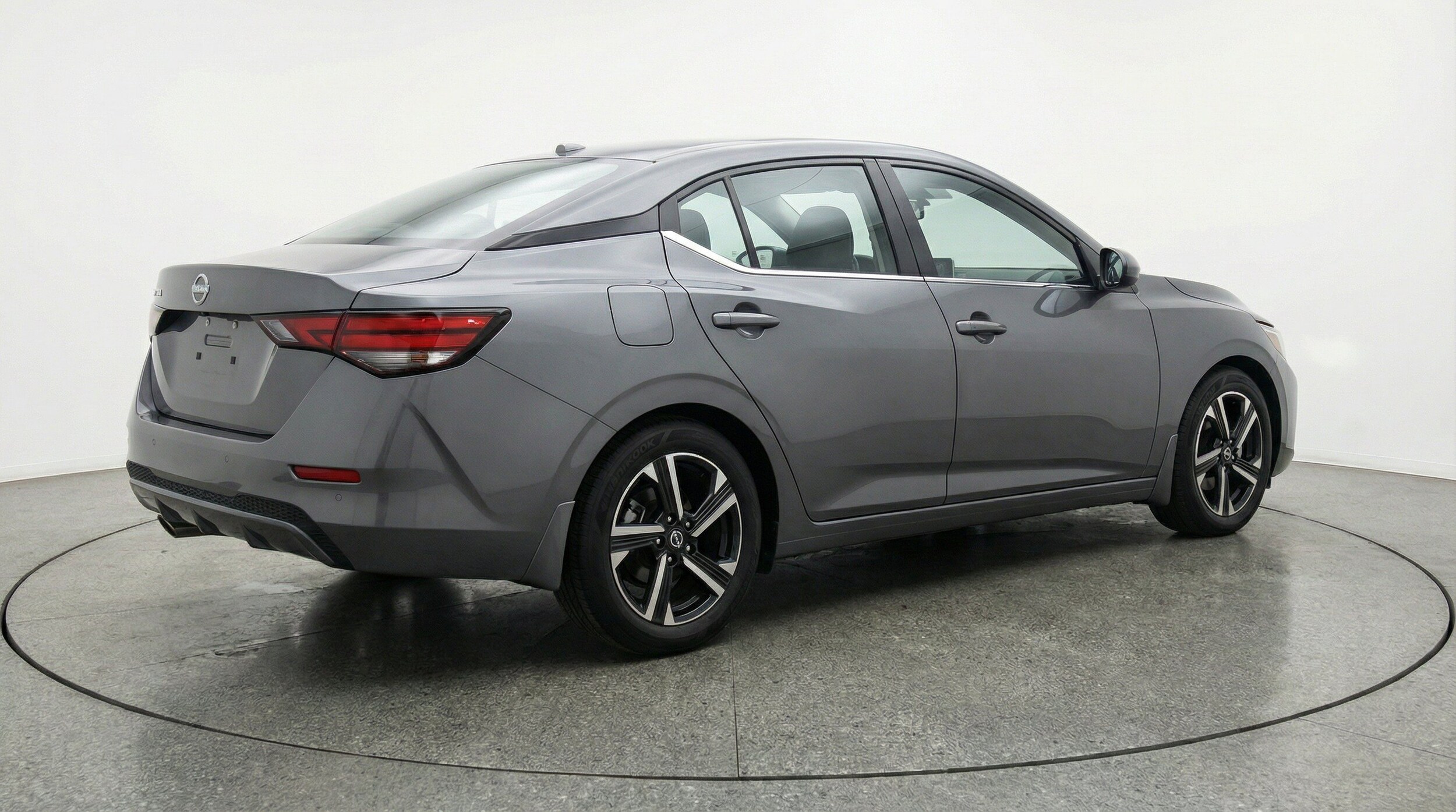 Thumbnail: 2025 Nissan Sentra - 9