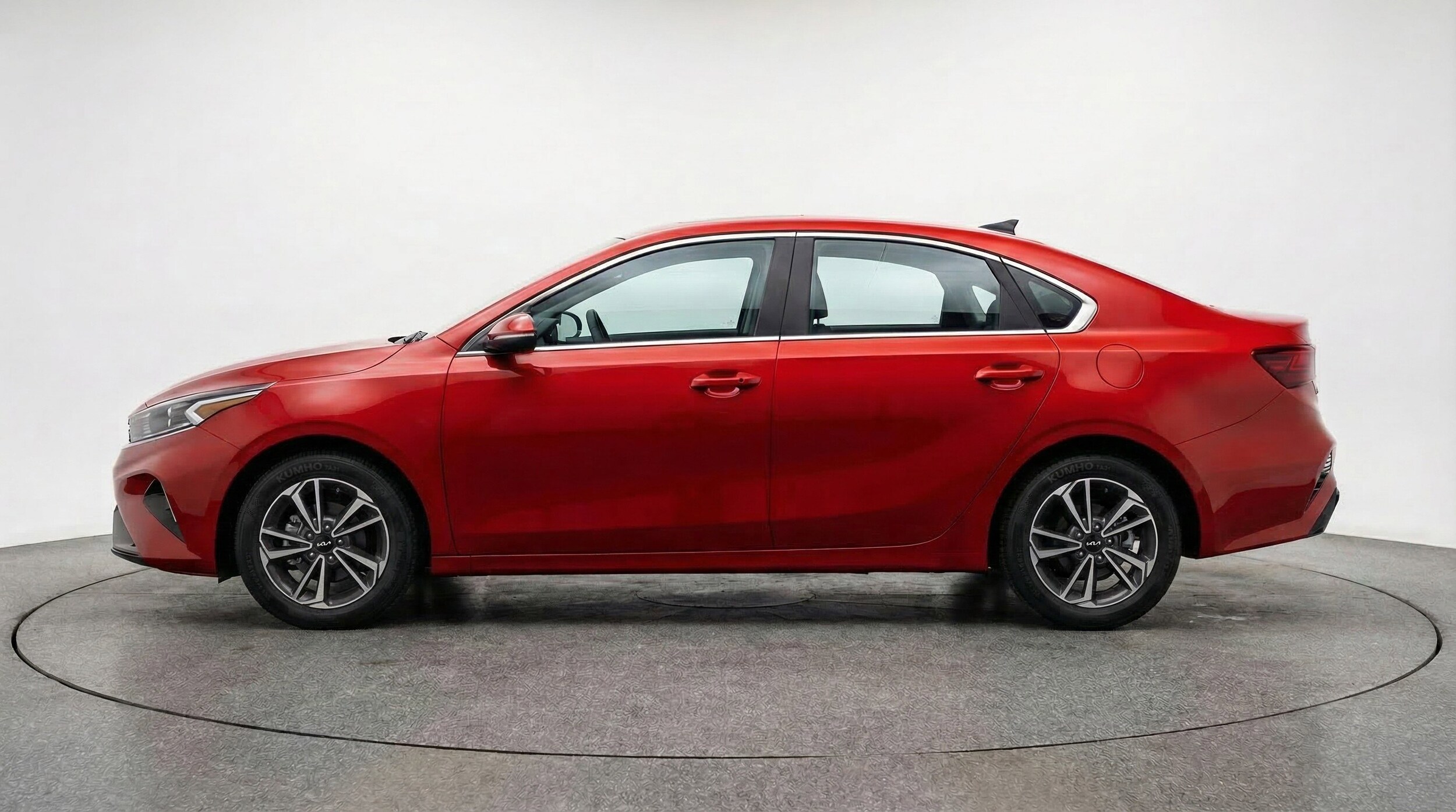 Thumbnail: 2024 Kia Forte - 5