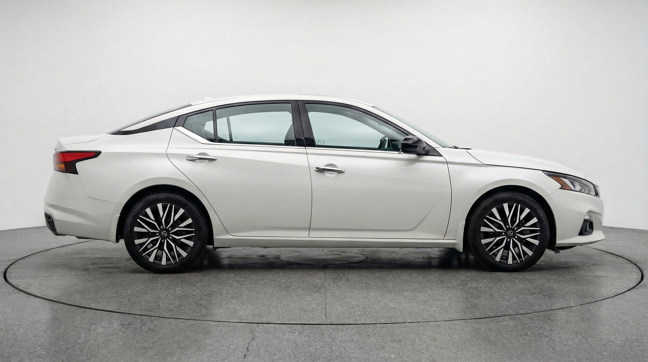 Thumbnail: 2025 Nissan Altima - 11