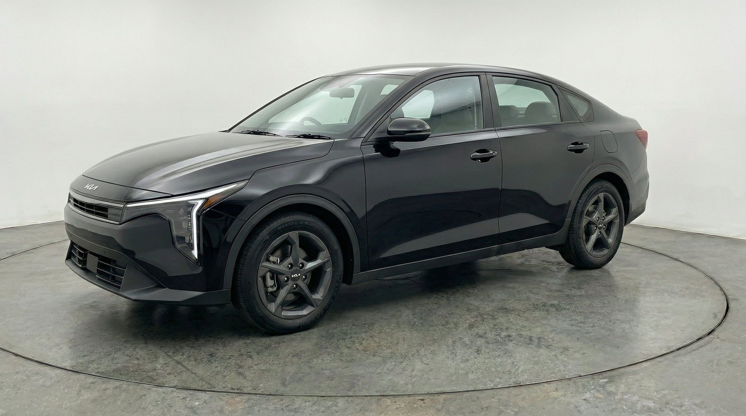 Thumbnail: 2026 Kia K4 - 3