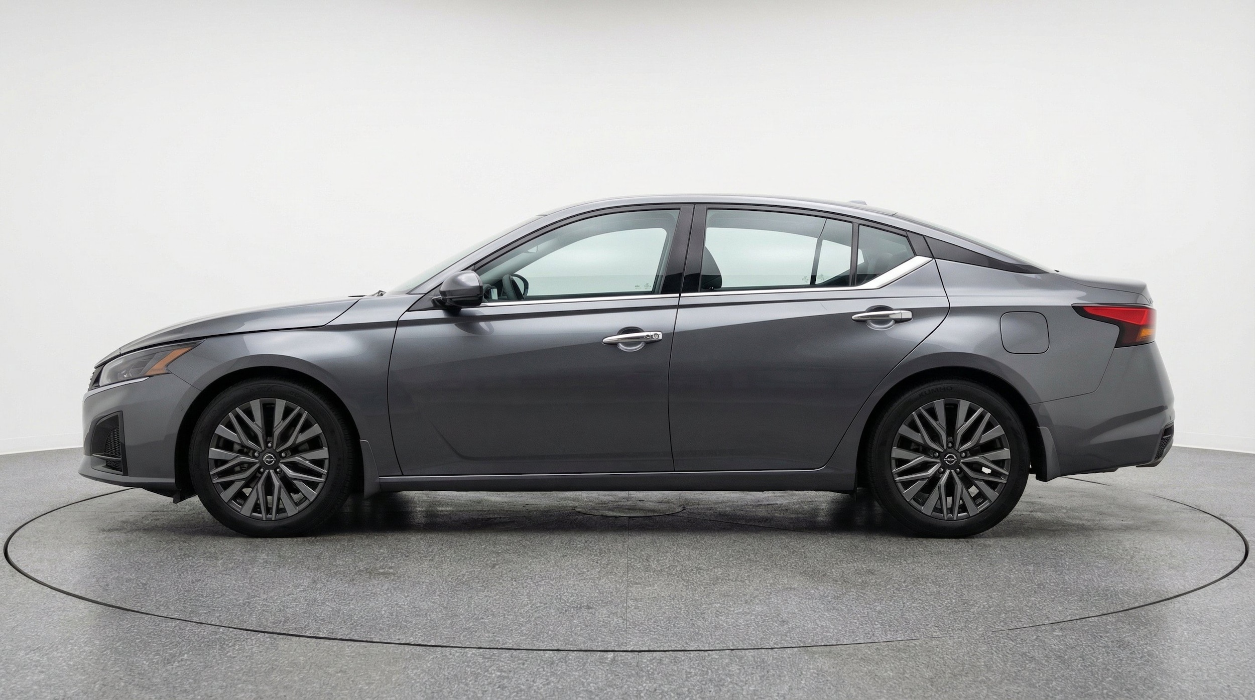 Thumbnail: 2025 Nissan Altima - 5