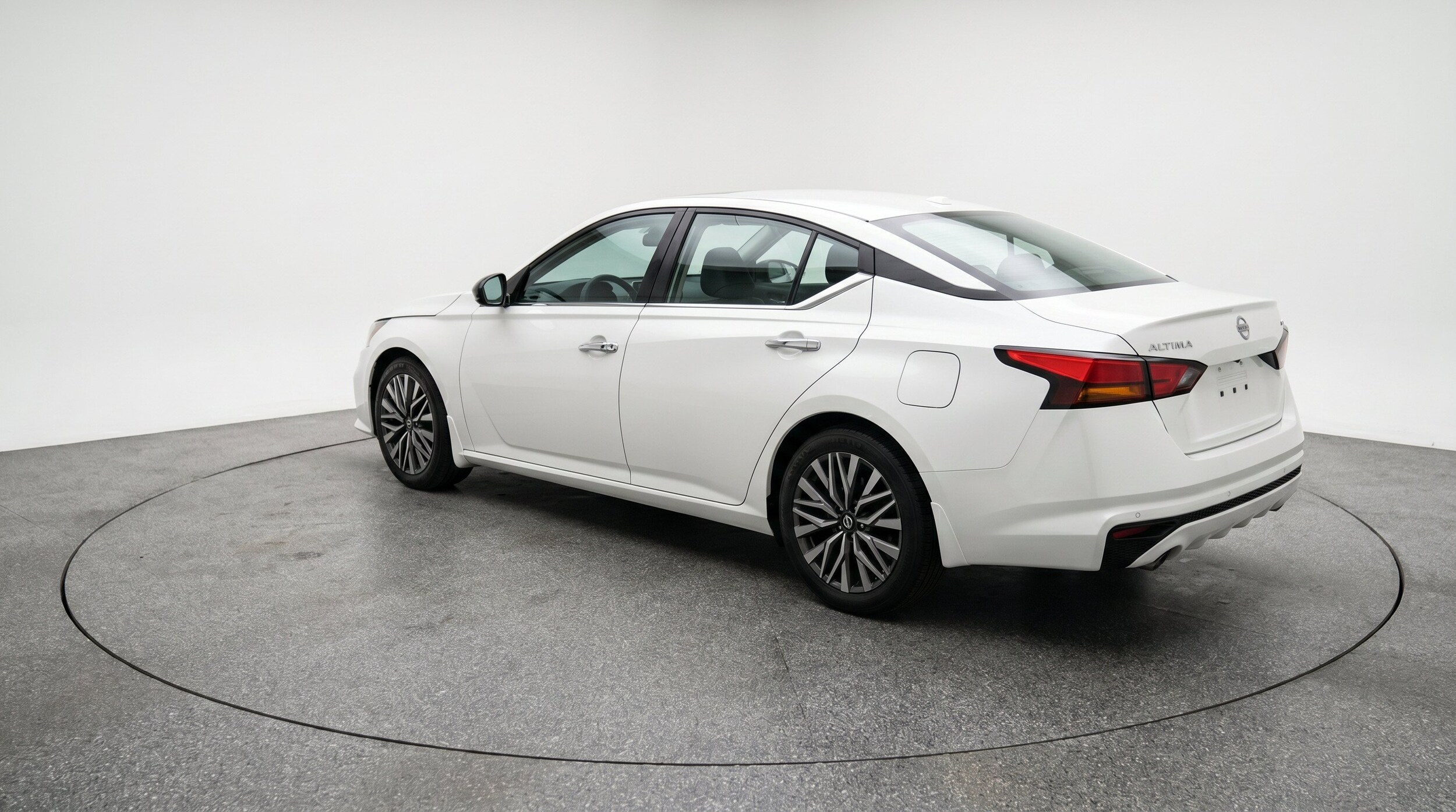 Thumbnail: 2025 Nissan Altima - 6